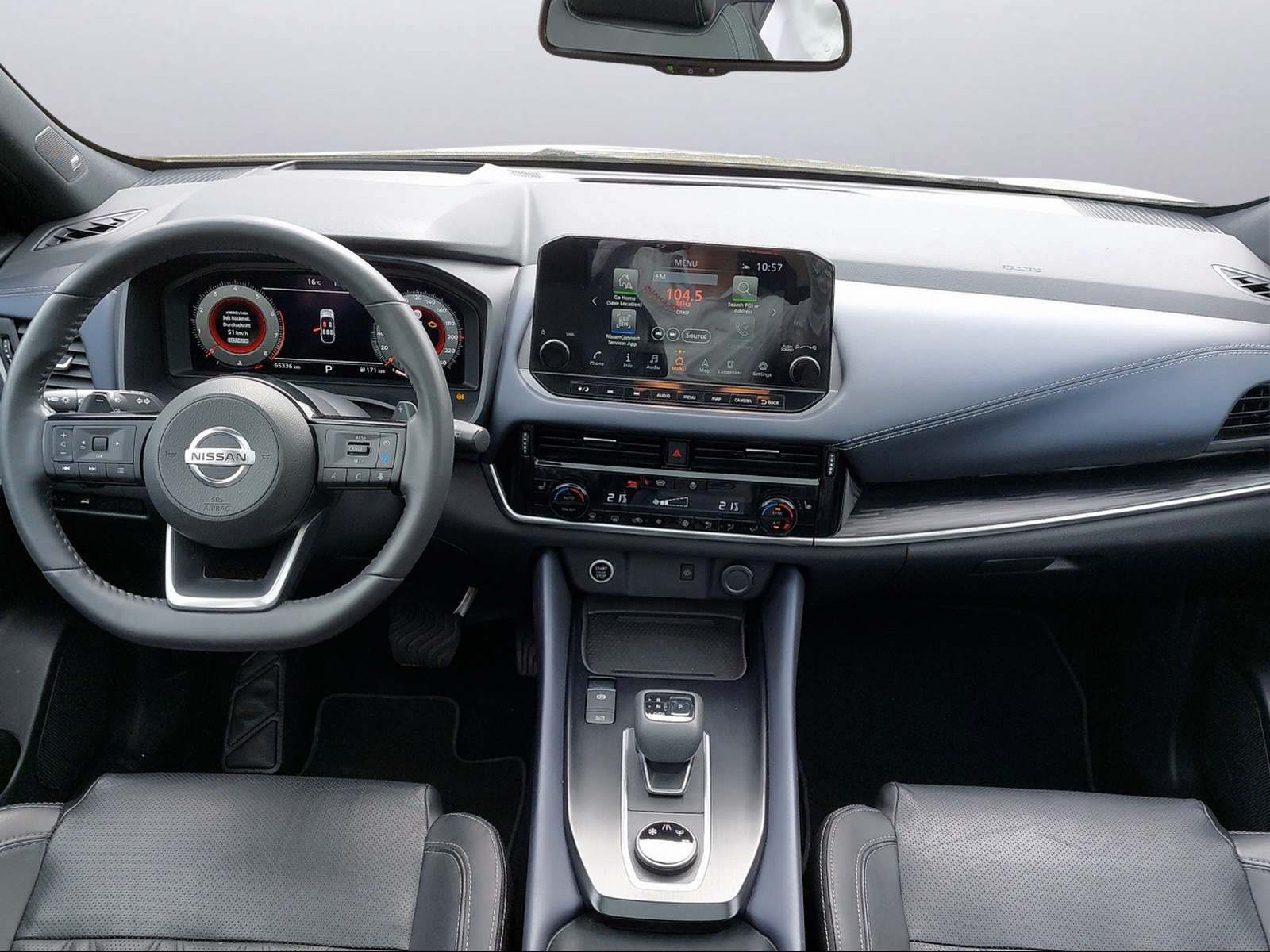 NISSAN Qashqai 1.3 DIG-T Tekna+ 4x4-image-5
