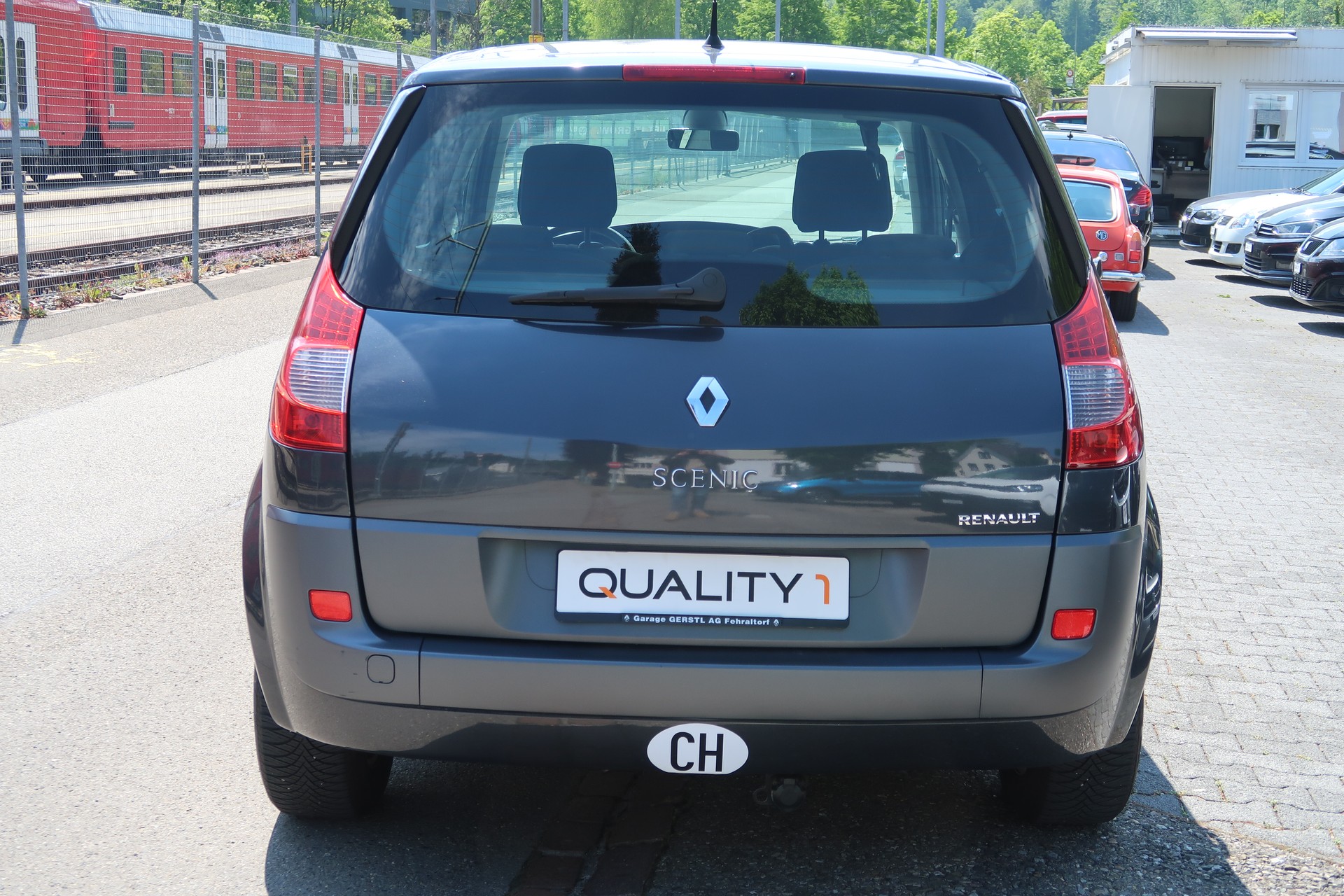 RENAULT Scénic 2.0 16V Dynamique-image-4