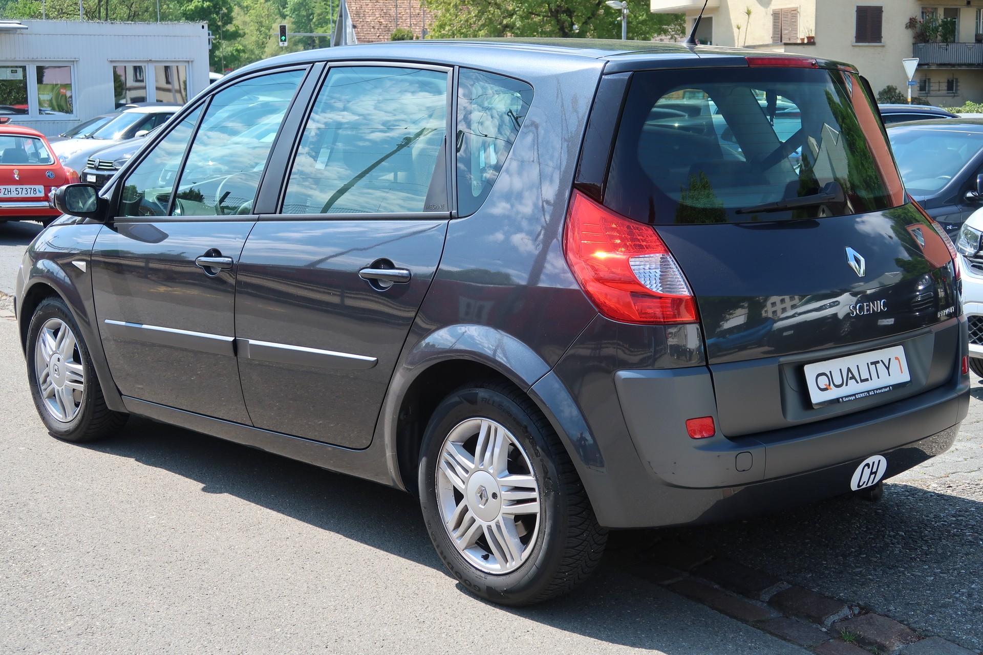 RENAULT Scénic 2.0 16V Dynamique-image-5