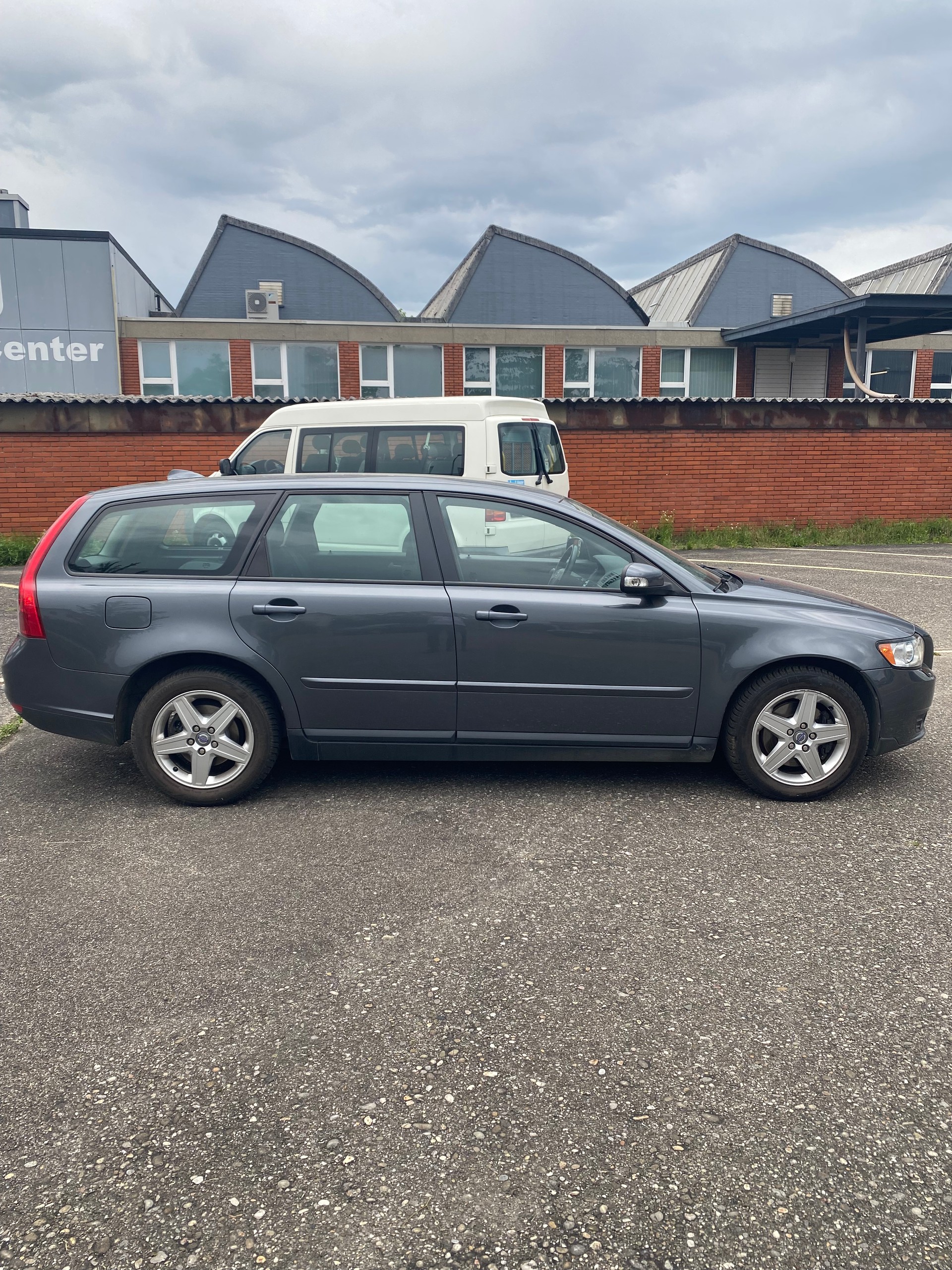 VOLVO V50 2.0D Summum-image-8