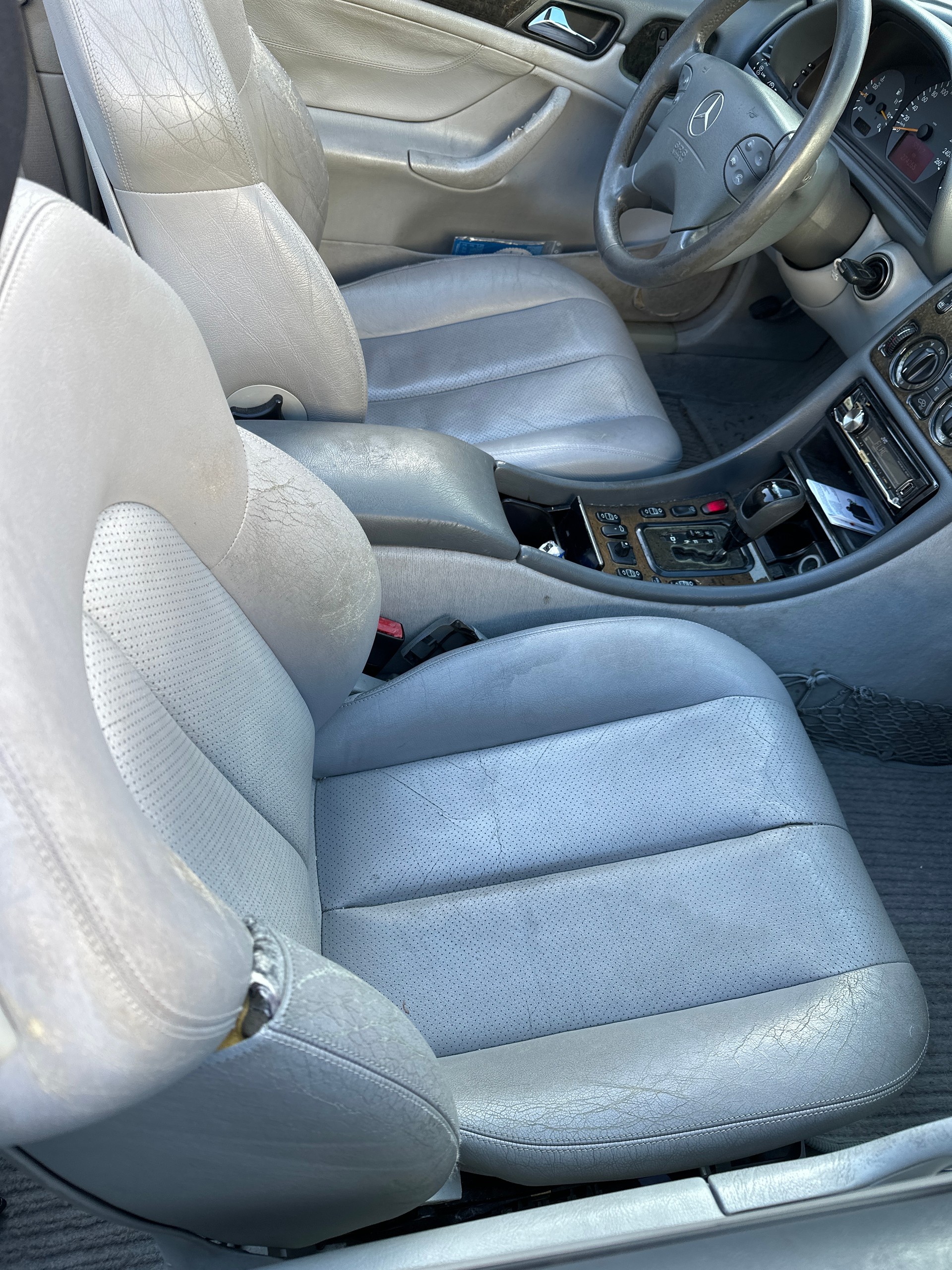 MERCEDES-BENZ CLK 200 Kompressor Avantgarde-image-10