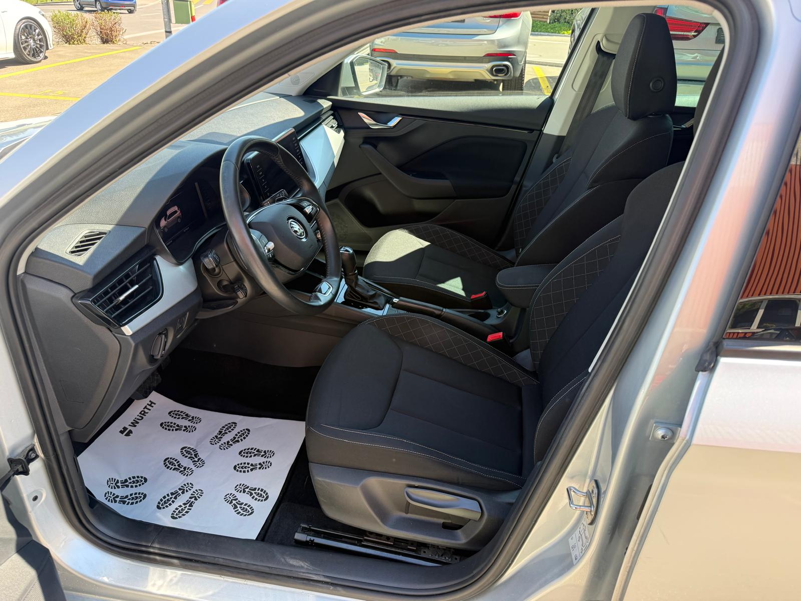SKODA Kamiq 1.0 TSI Ambition DSG-image-7