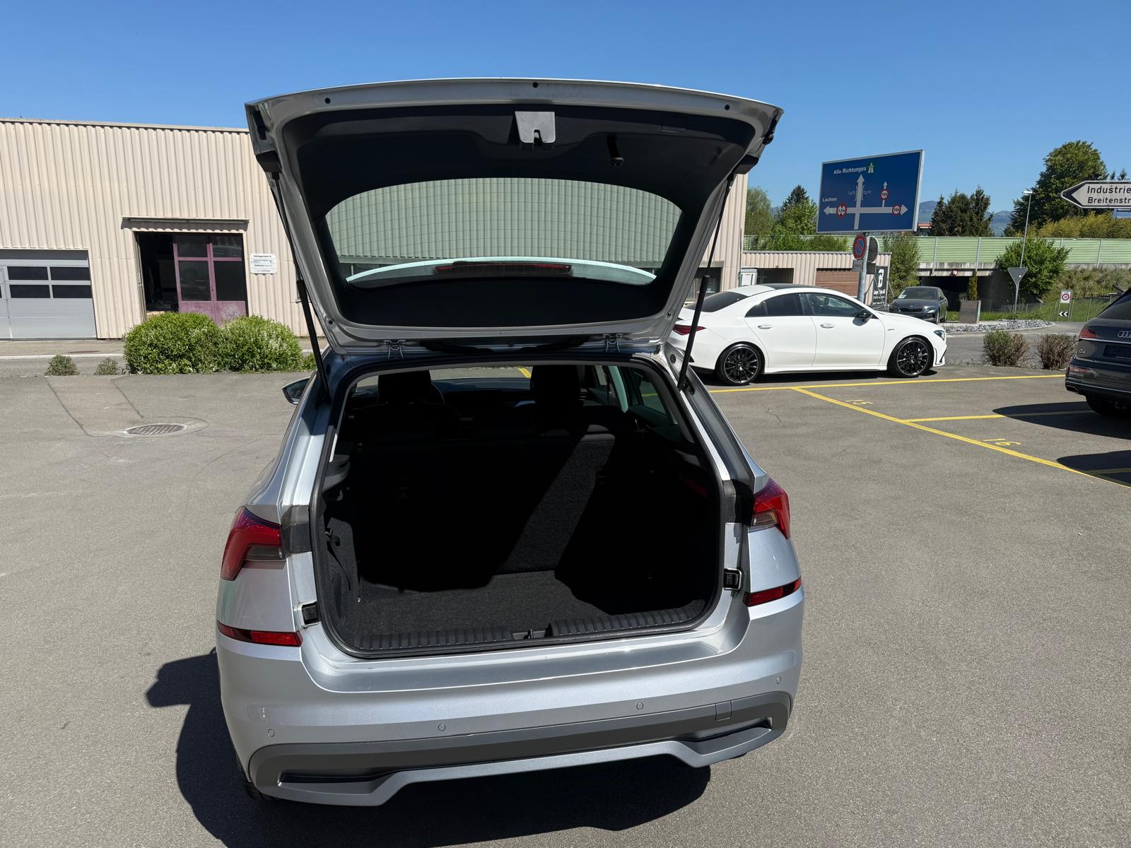 SKODA Kamiq 1.0 TSI Ambition DSG-image-5