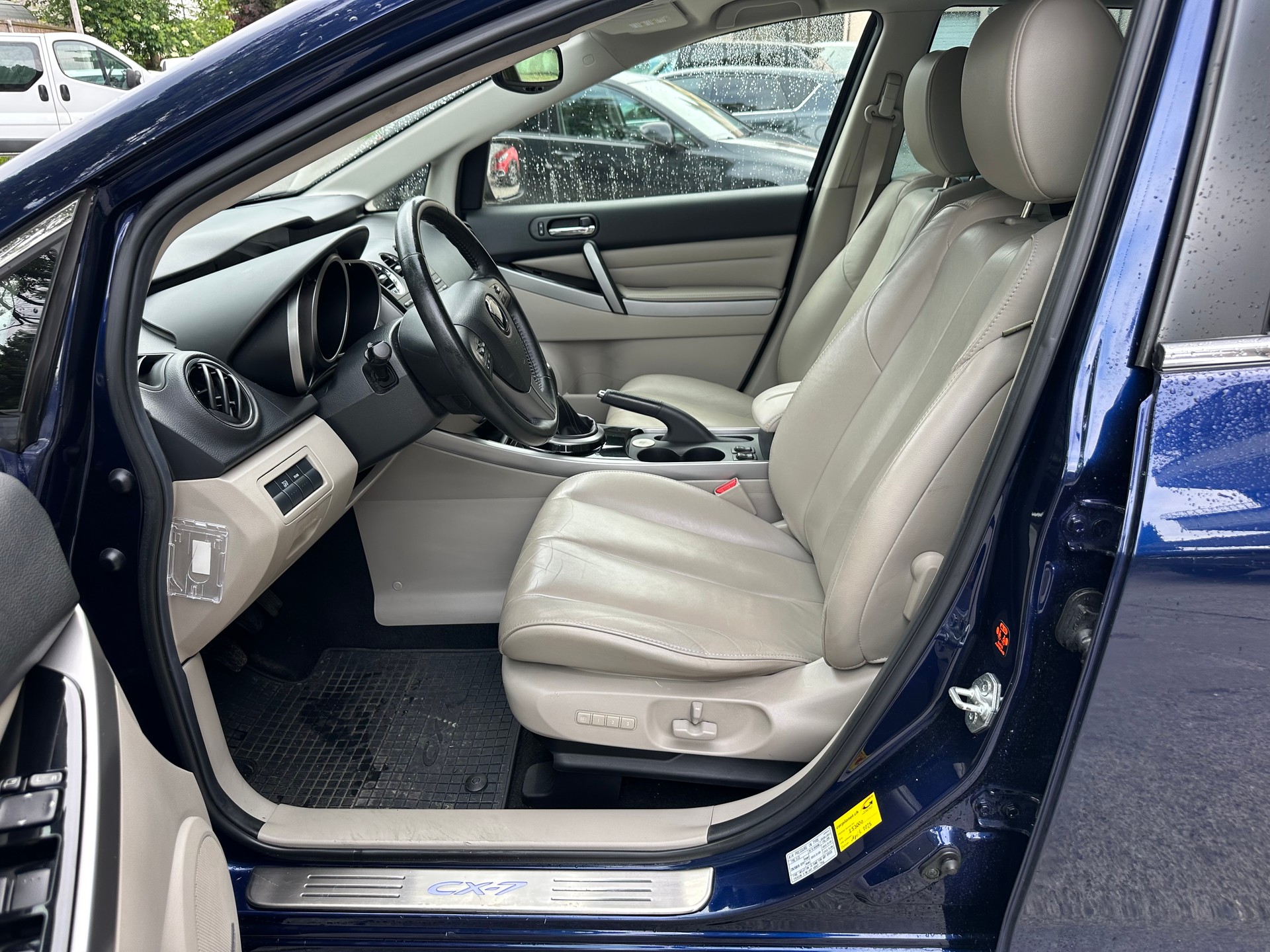 MAZDA CX-7 2.2 16V CD Exclusive-image-9