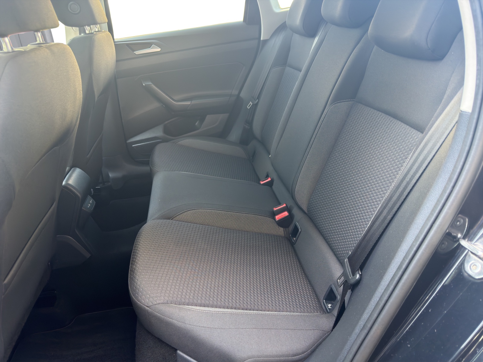 VW Taigo 1.0 TSI Life-image-10