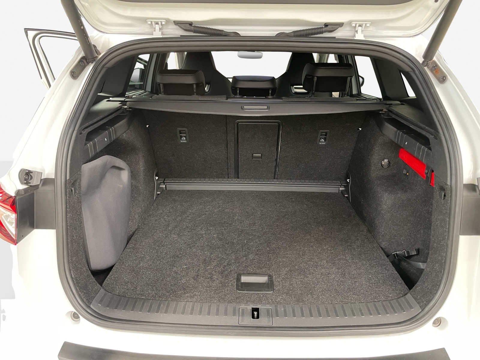 SKODA Enyaq iV 80 SportLine Ultra-image-13