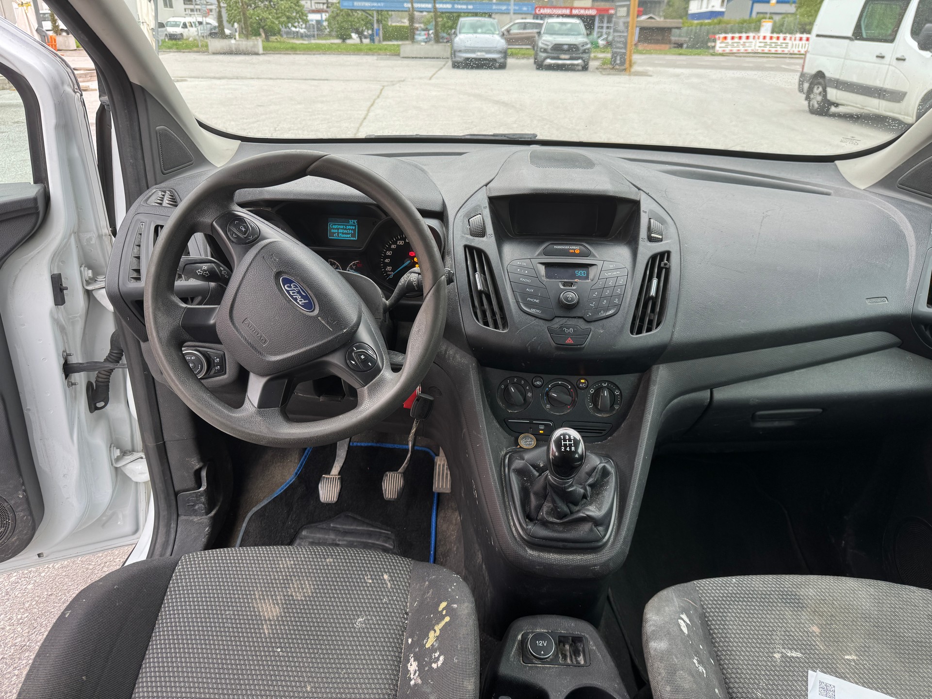 FORD Transit Connect Combi T220 1.5 TDCi Ambiente-image-8