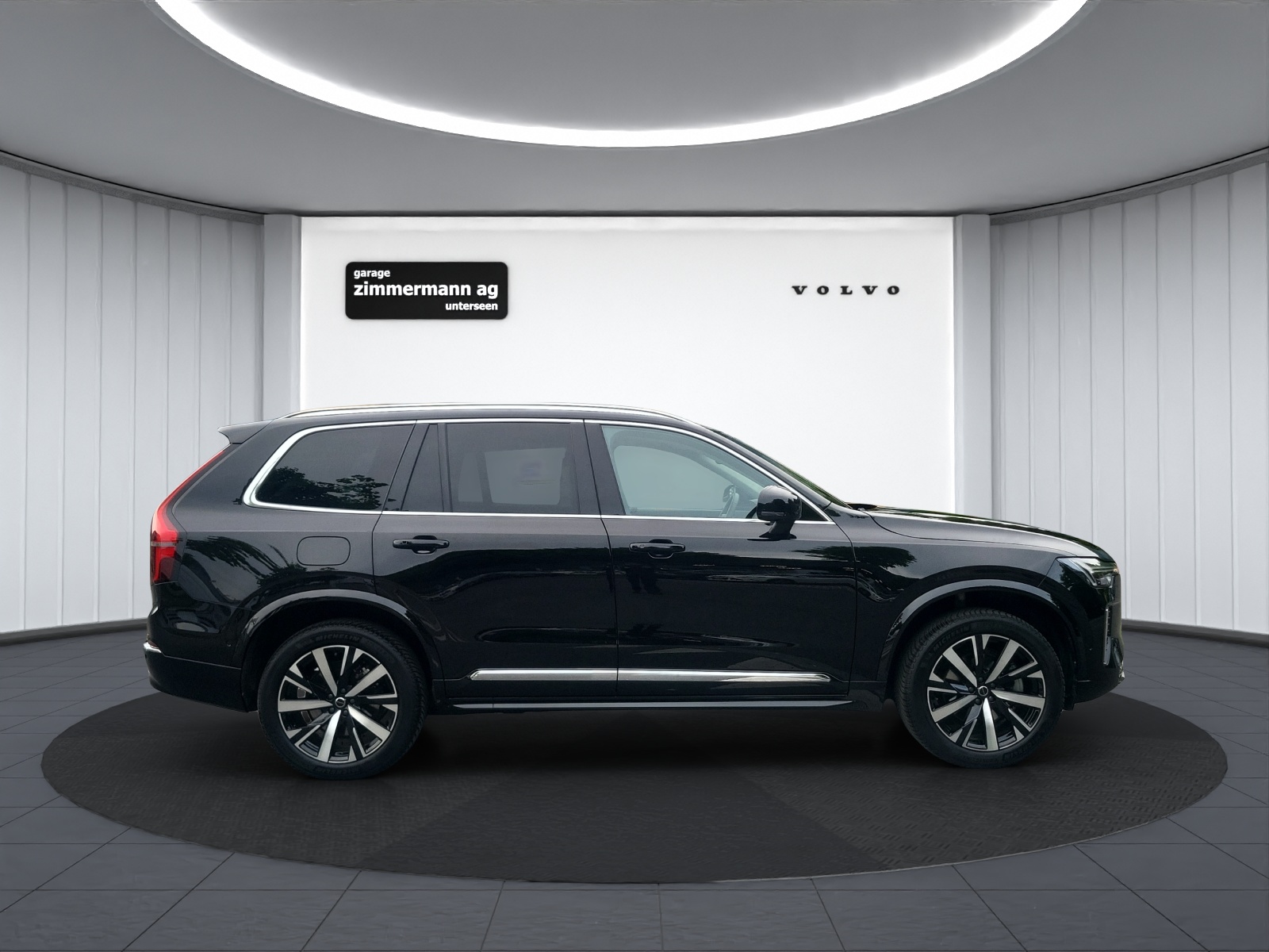 VOLVO XC90 2.0 B5 MH Plus Bright AWD-image-4