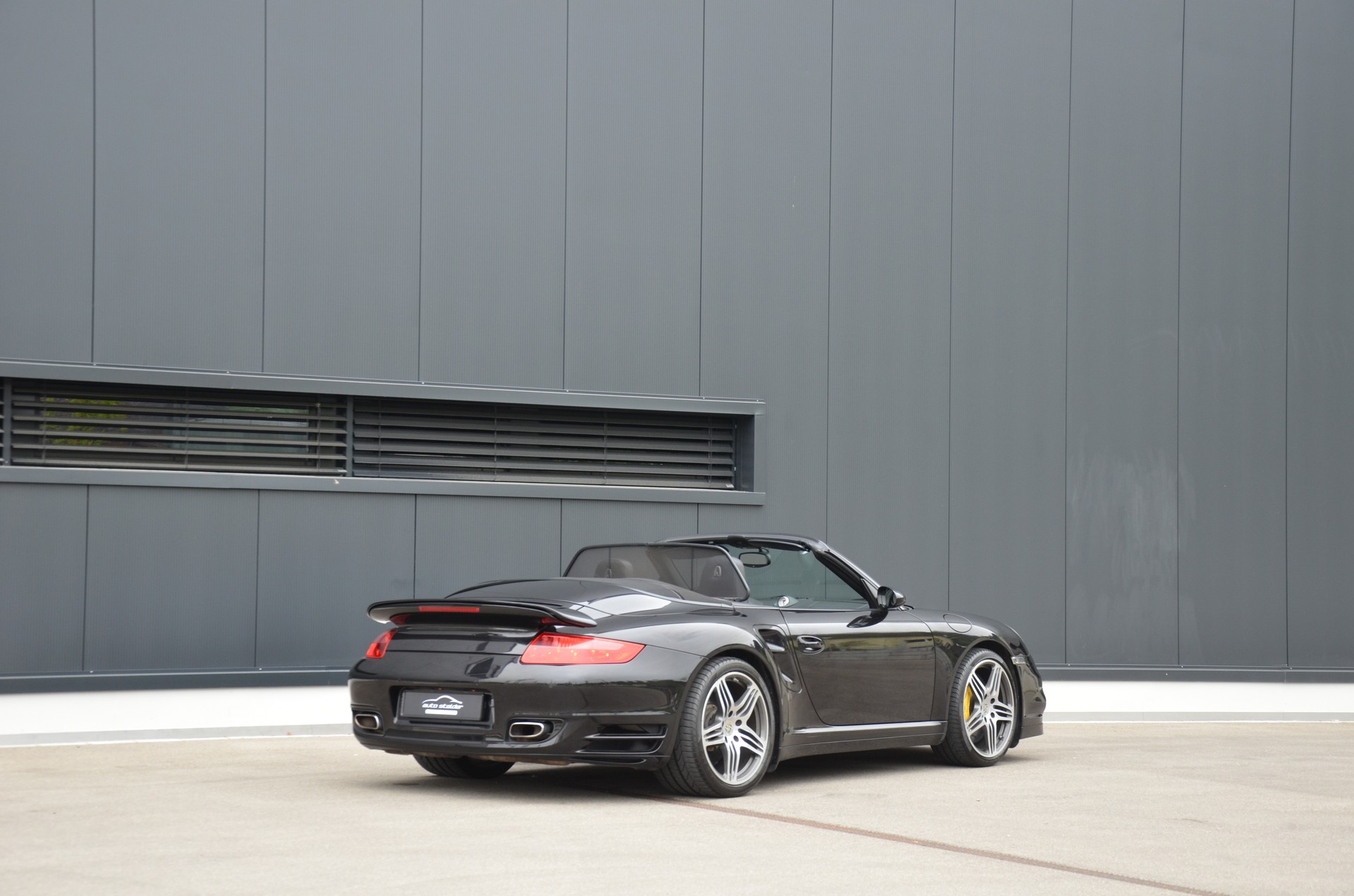 PORSCHE 911 Cabrio Turbo Tiptronic-image-6