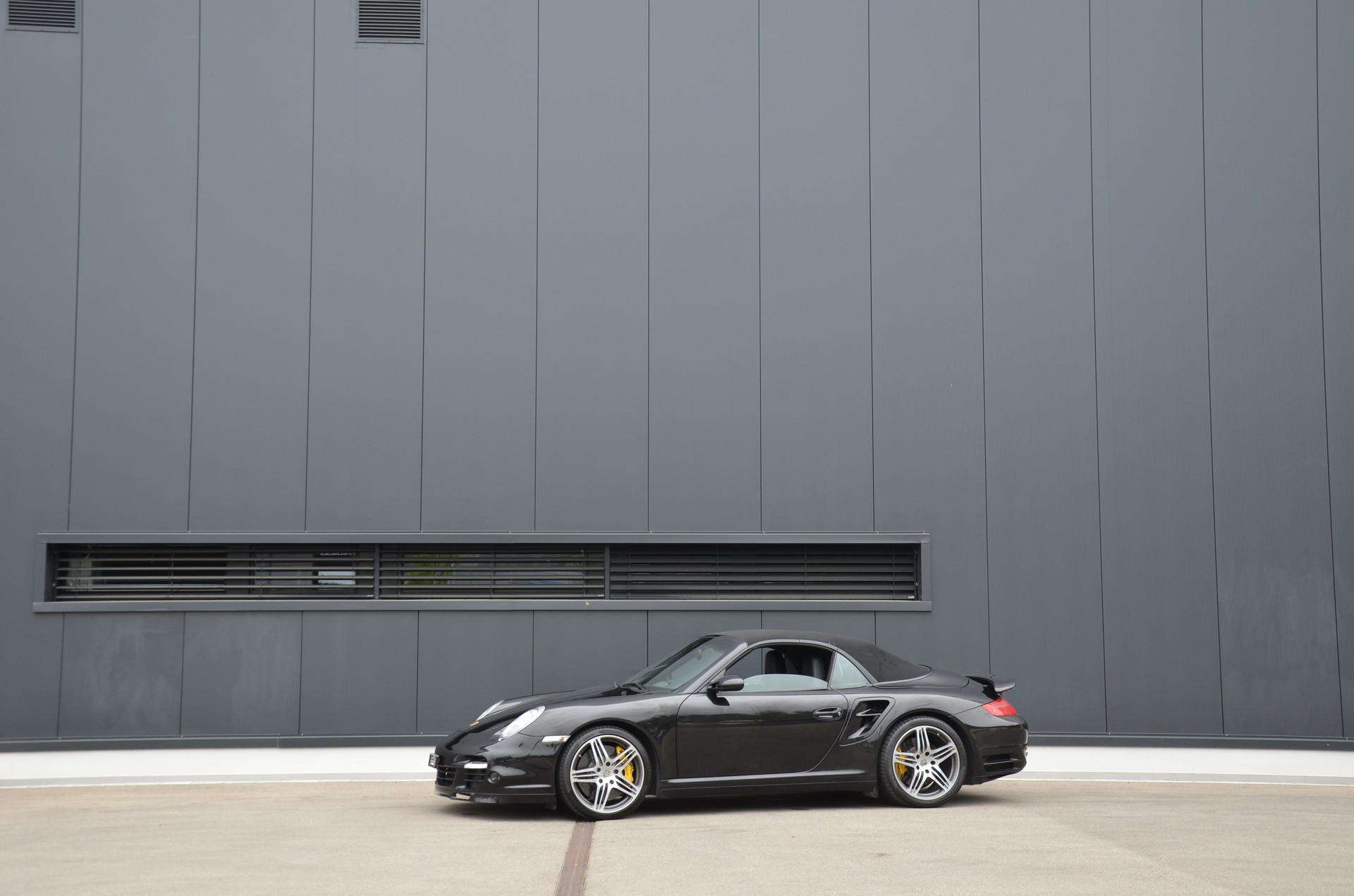 PORSCHE 911 Cabrio Turbo Tiptronic-showroom-element-3