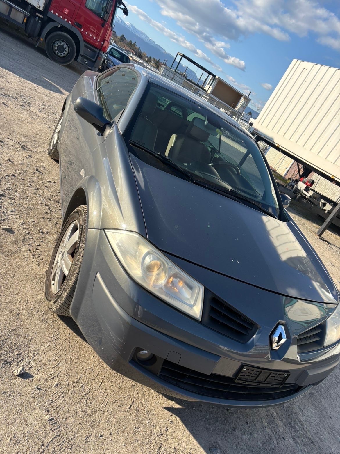 RENAULT Mégane C-C 2.0 16V Dynamique Confort
