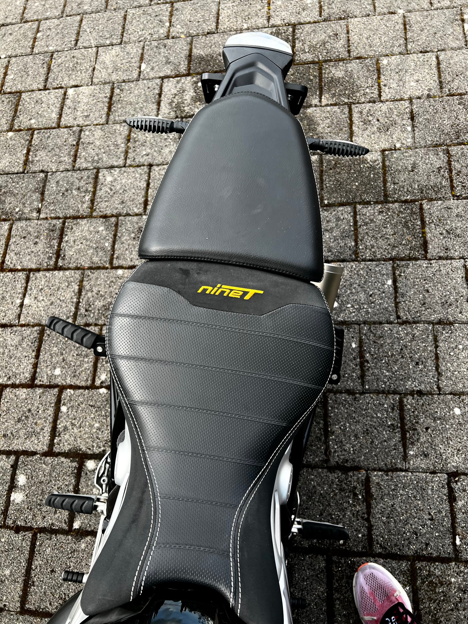 BMW R nine T / L4 (7’700 km, sehr gepflegt aus erster Hand)-image-6