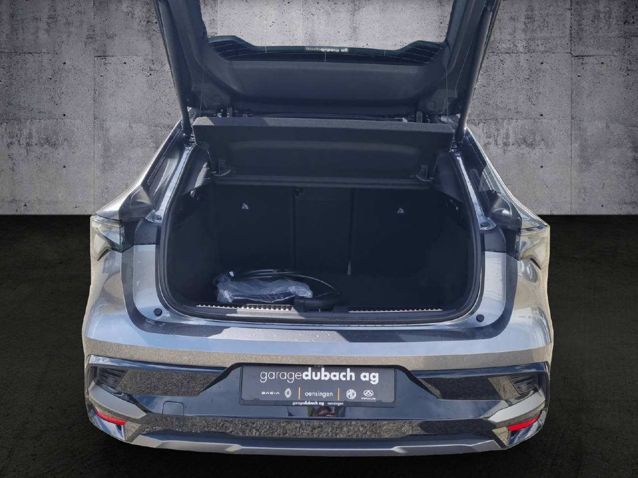 RENAULT Rafale Atelier Alpine hyper hybrid E-Tech 4x4-image-8