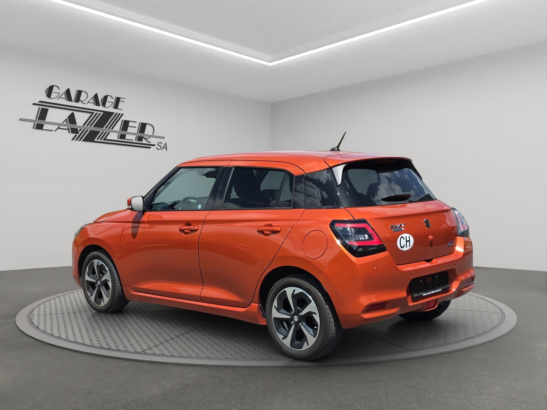 SUZUKI 1.2 Compact Top Hybrid-image-2