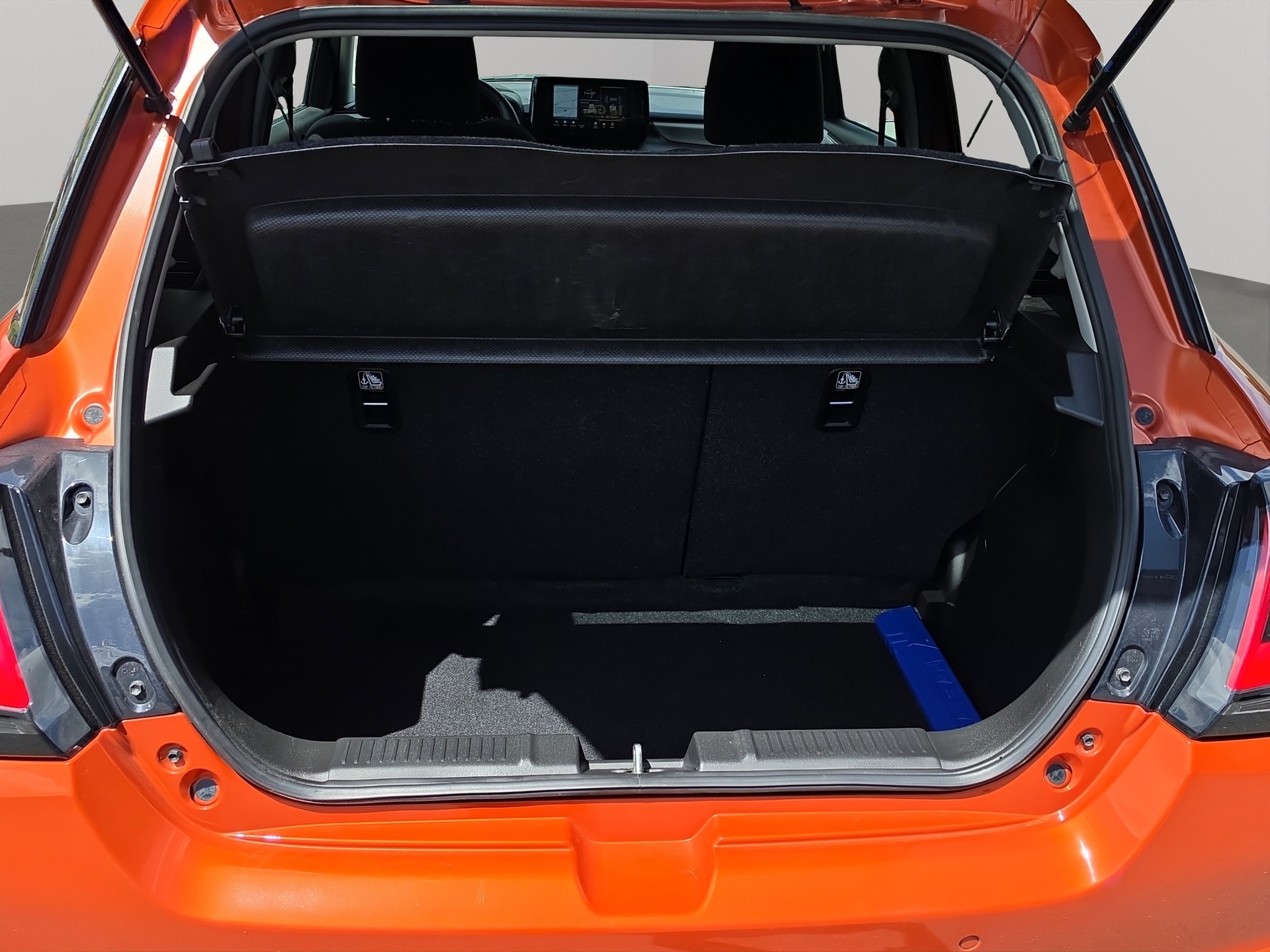 SUZUKI 1.2 Compact Top Hybrid-image-16