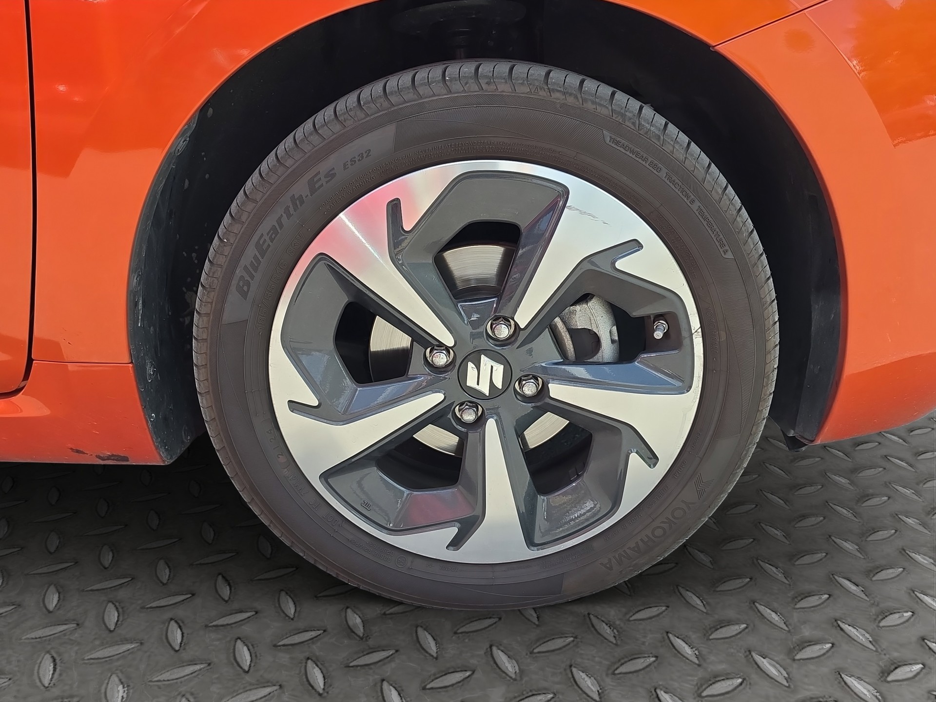SUZUKI 1.2 Compact Top Hybrid-image-19