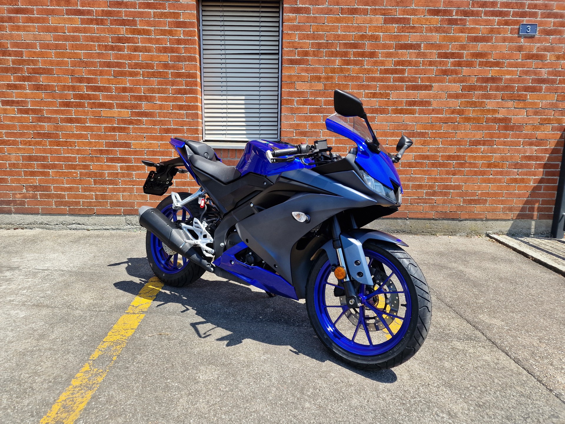 YAMAHA R 125-image-0