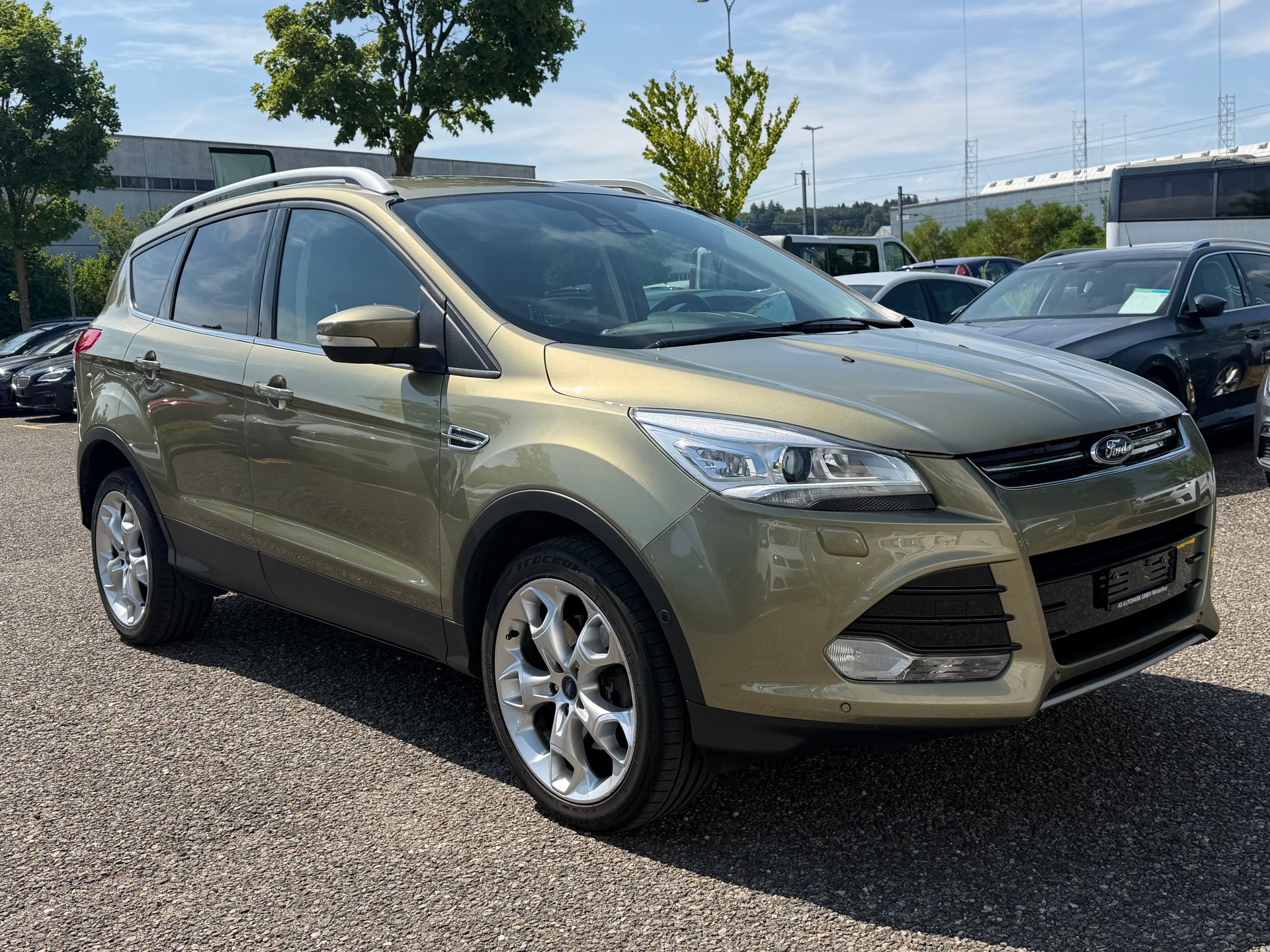 FORD Kuga 1.6 SCTi Titanium 4WD Automatic-showroom-element-2