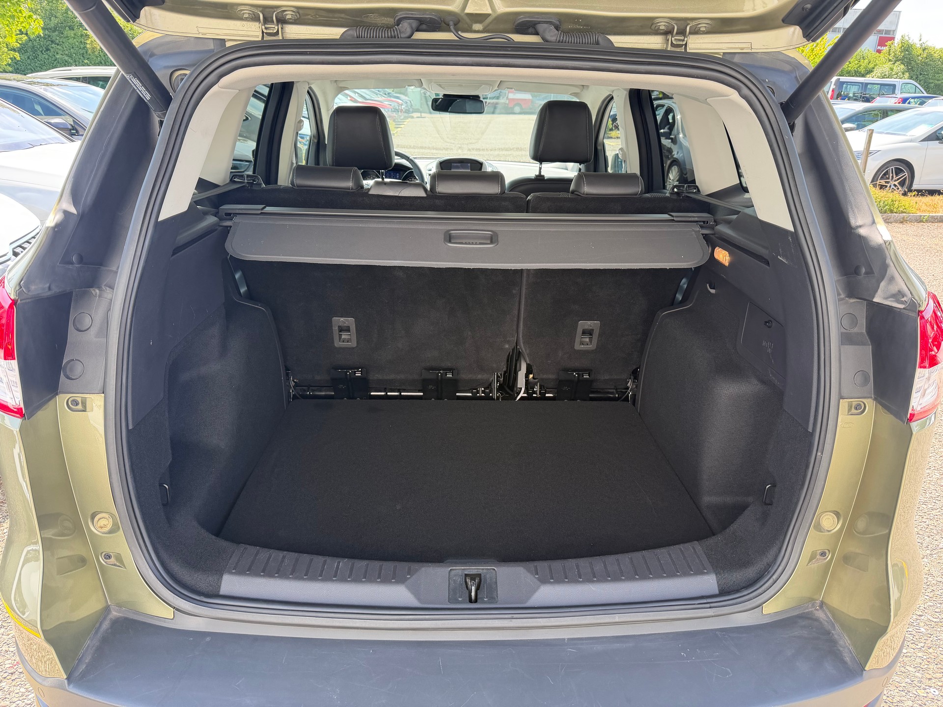 FORD Kuga 1.6 SCTi Titanium 4WD Automatic-image-25