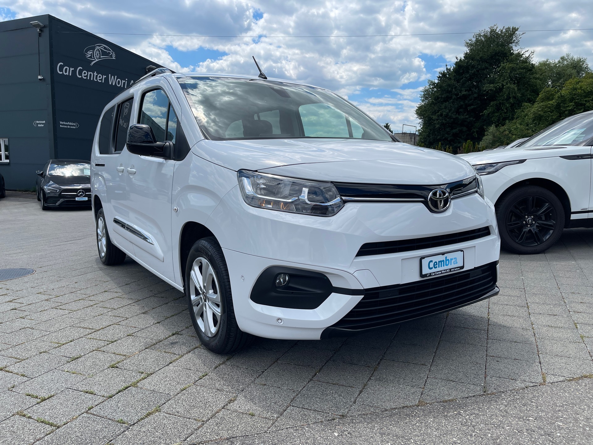 TOYOTA Proace City Verso 1.2 Trend Long Automatik*7 Plätze-image-5