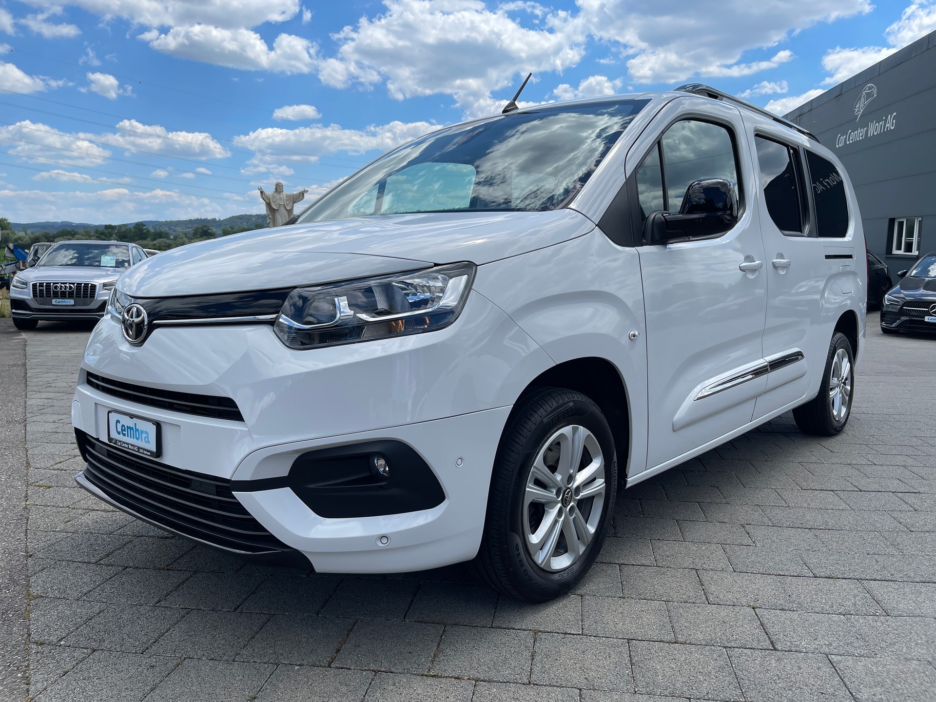 TOYOTA Proace City Verso 1.2 Trend Long Automatik*7 Plätze-image-1