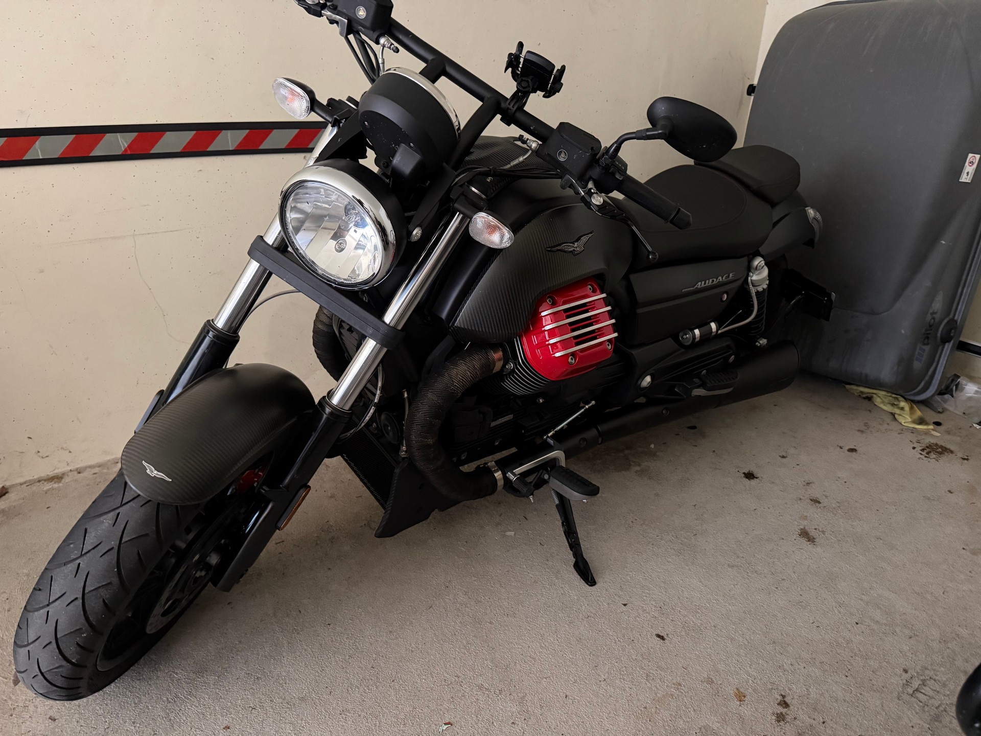 MOTO GUZZI Audace 1400 Carbon ABS-image-0