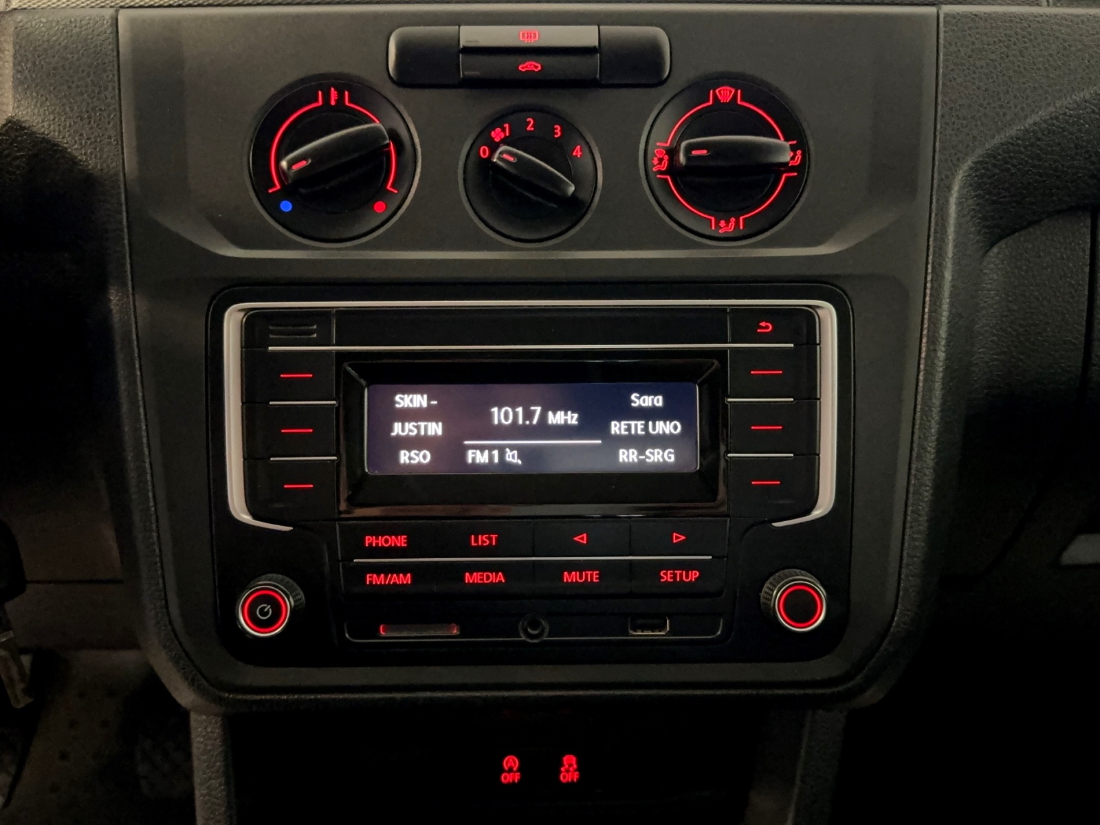 VW Caddy 2.0 TDI Trendline 4Motion-image-14