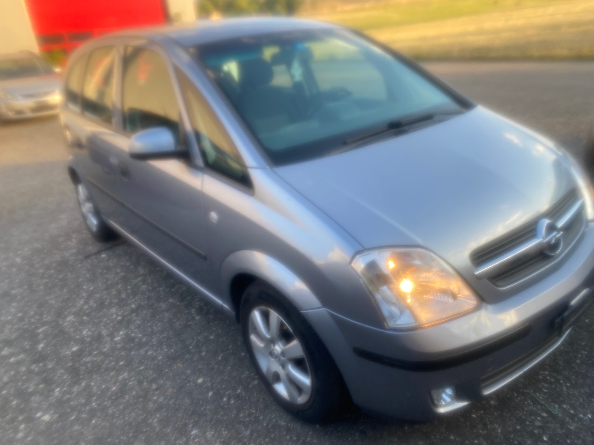OPEL Meriva 1.6i 16V Essentia-image-1