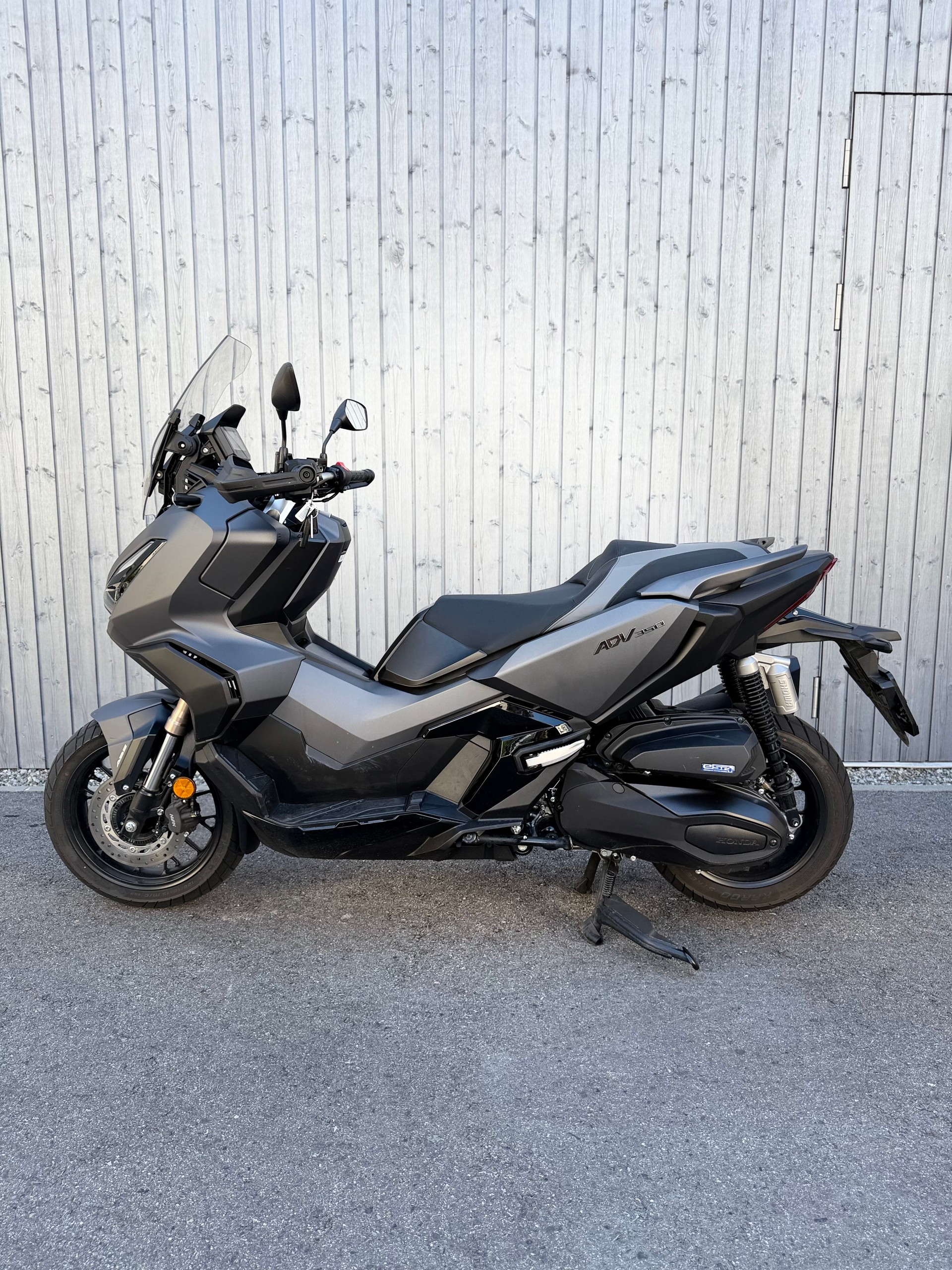 HONDA ADV 350-image-2