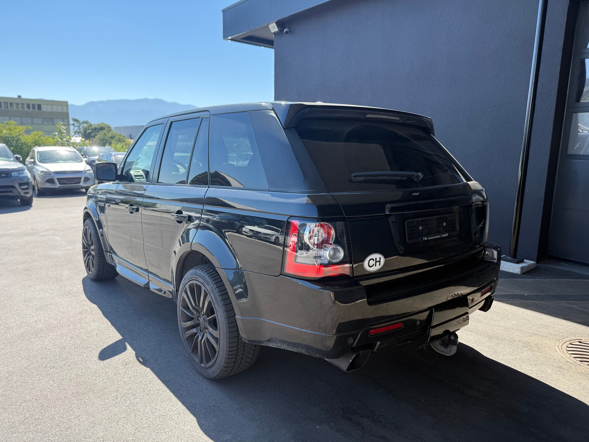 LAND ROVER Range Rover Sport 3.0 TDV6 Autobiography Automatic-image-2