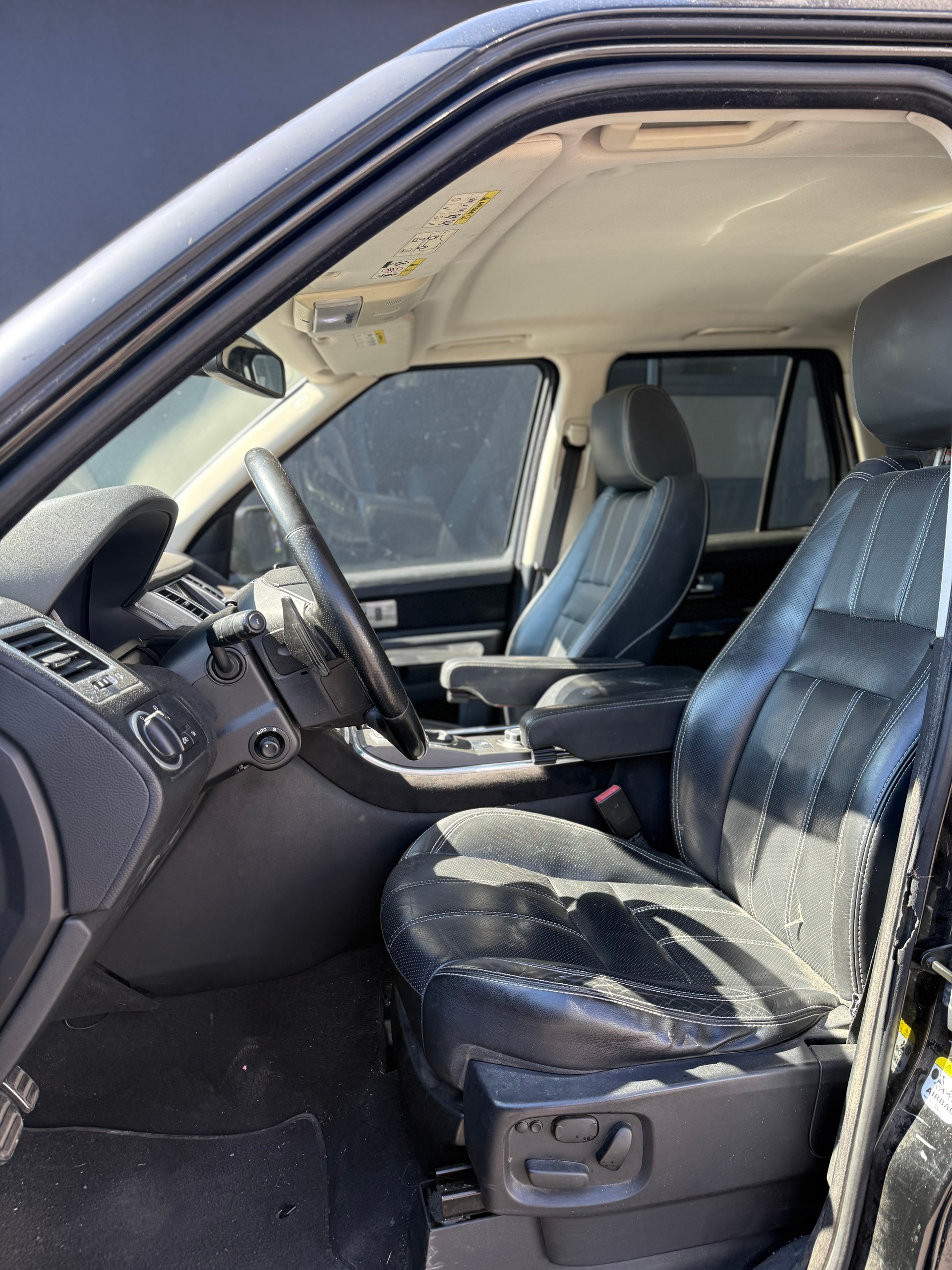 LAND ROVER Range Rover Sport 3.0 TDV6 Autobiography Automatic-image-6