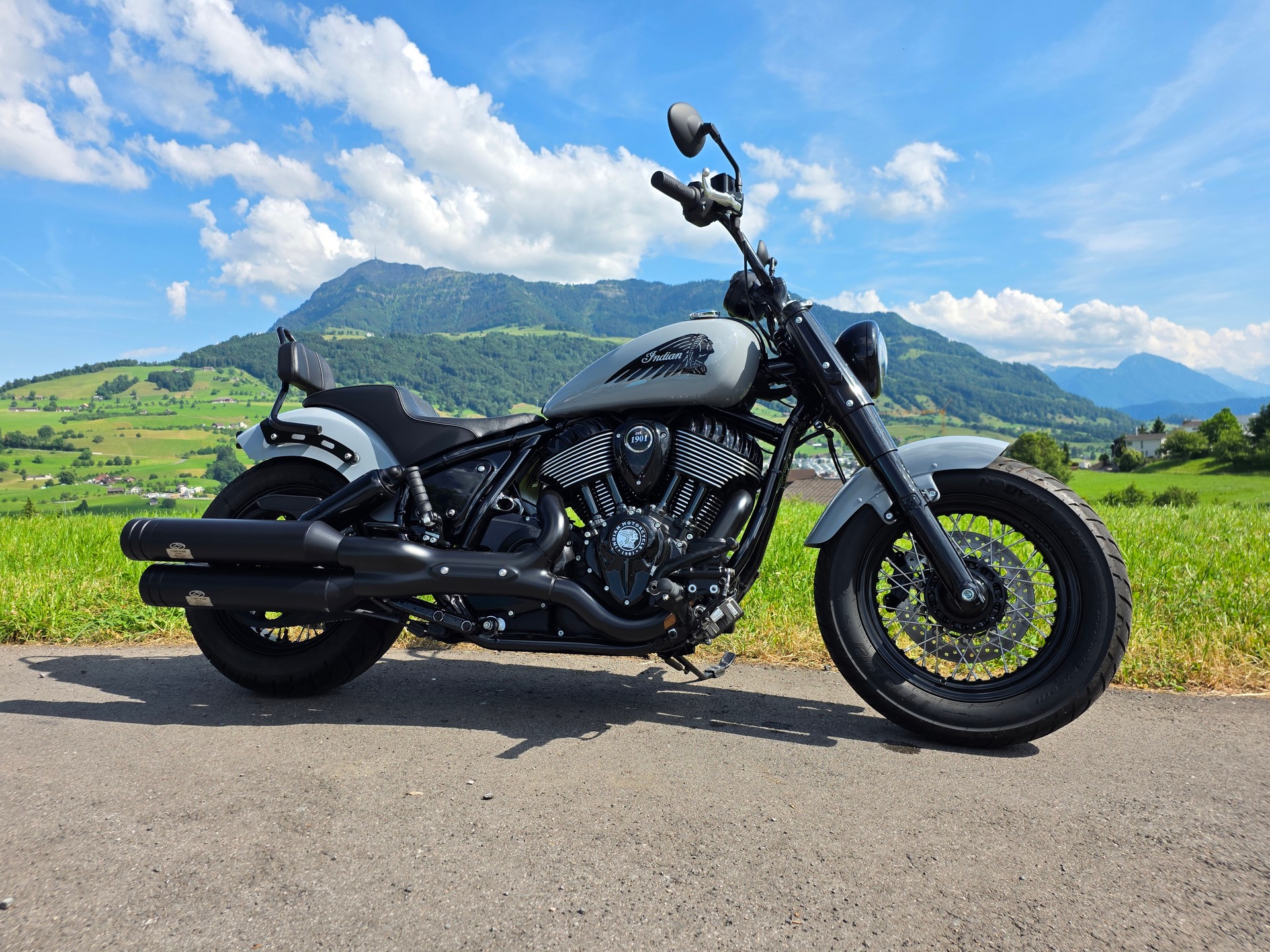 INDIAN Chief Bobber-image-0