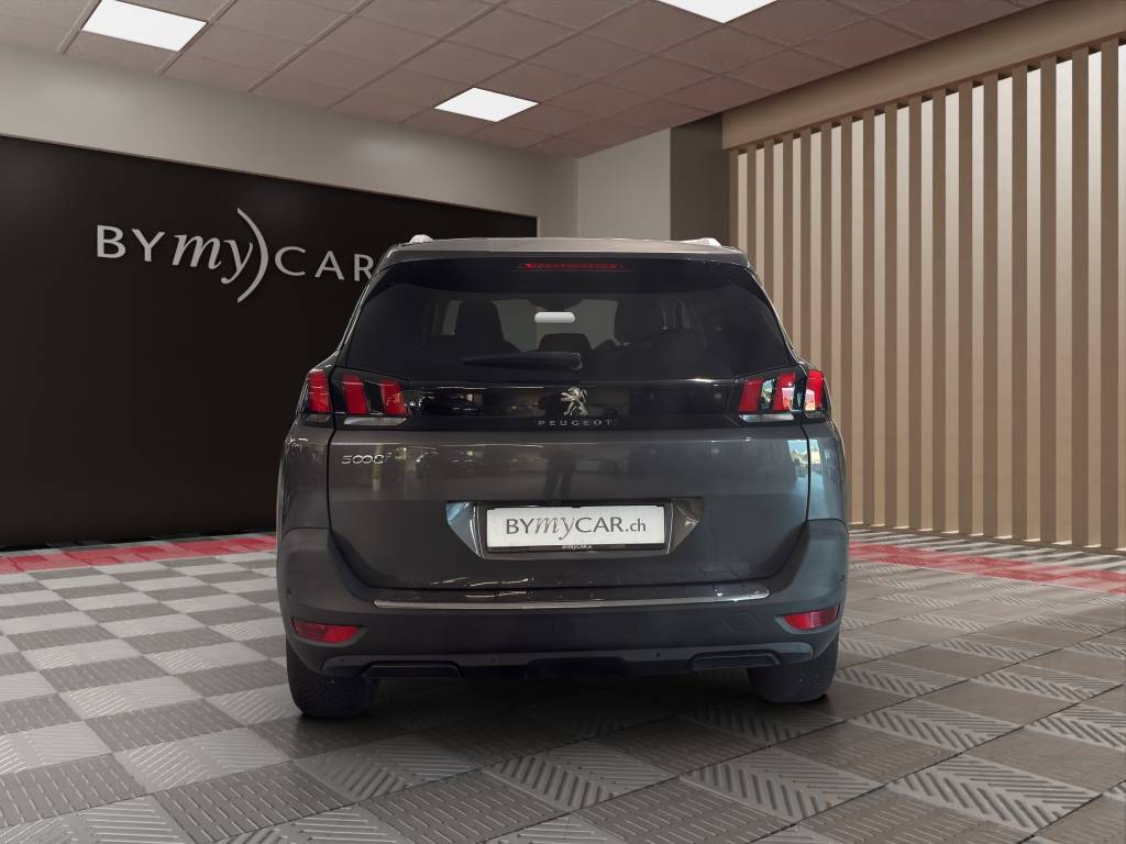 PEUGEOT 5008 1.2 Pure Tech Allure EAT-image-12