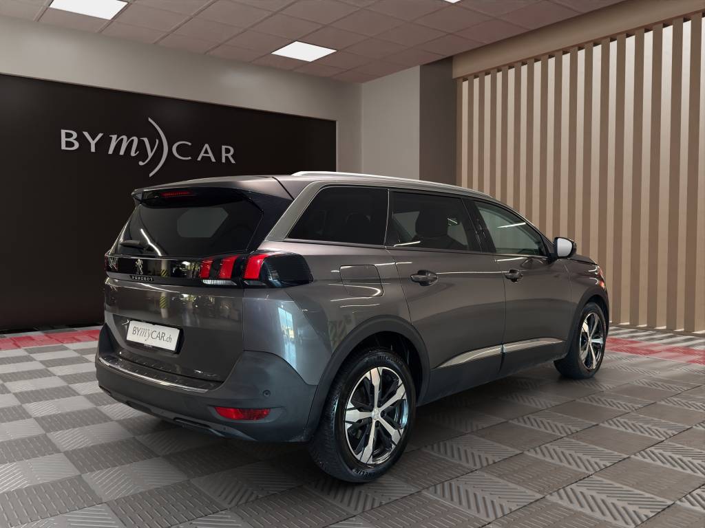 PEUGEOT 5008 1.2 Pure Tech Allure EAT-image-2