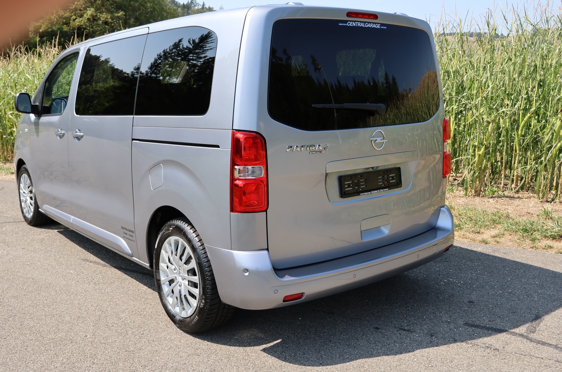 OPEL Zafira-e Life 50kWh Business Edition M-showroom-element-2