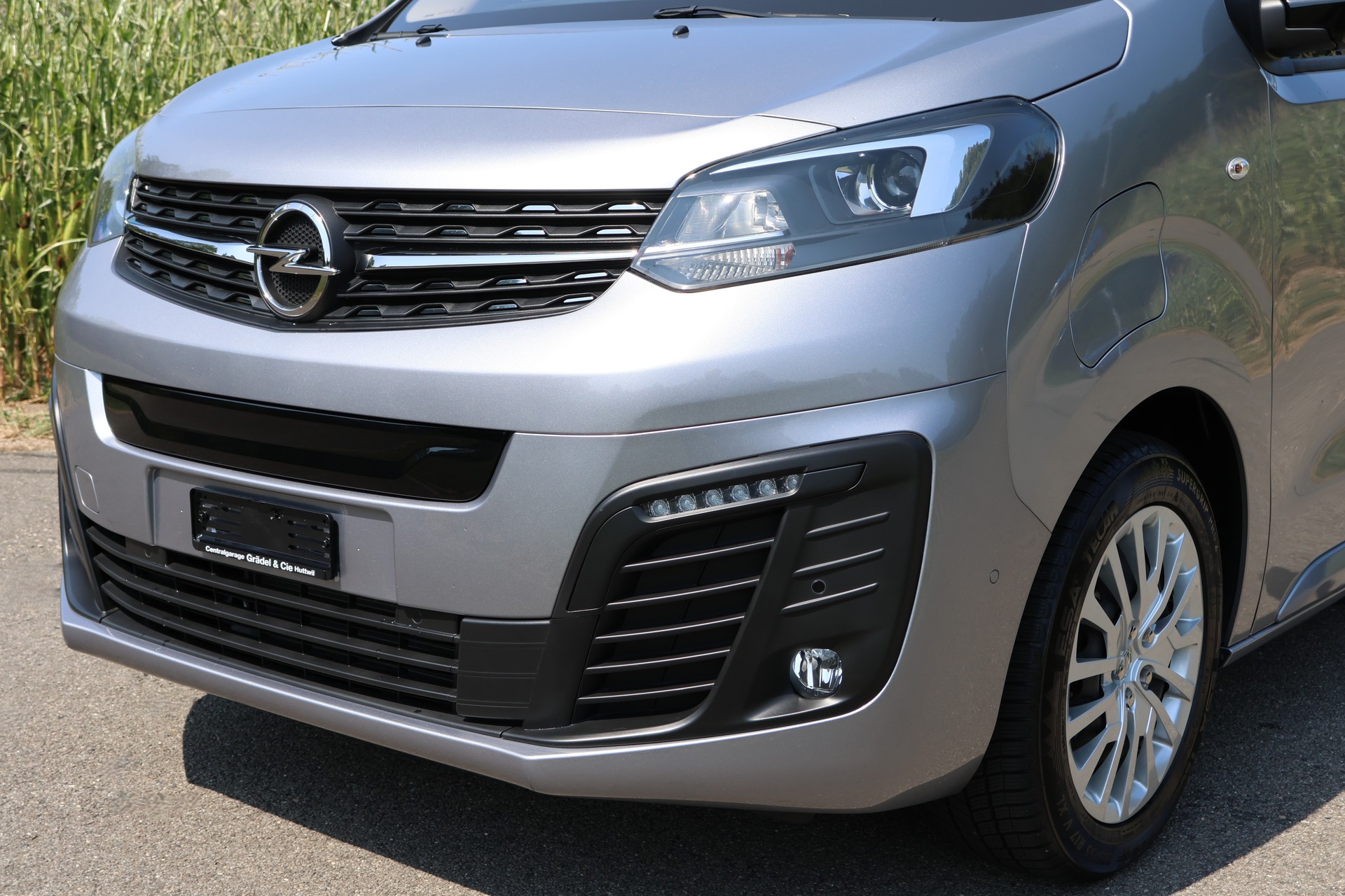OPEL Zafira-e Life 50kWh Business Edition M-image-15