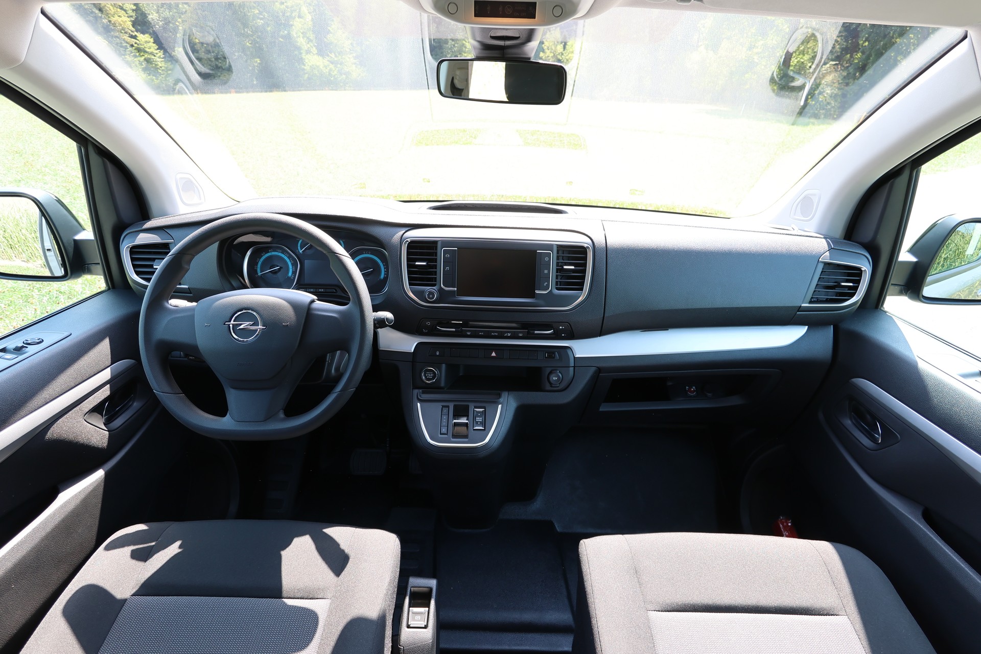 OPEL Zafira-e Life 50kWh Business Edition M-showroom-element-3