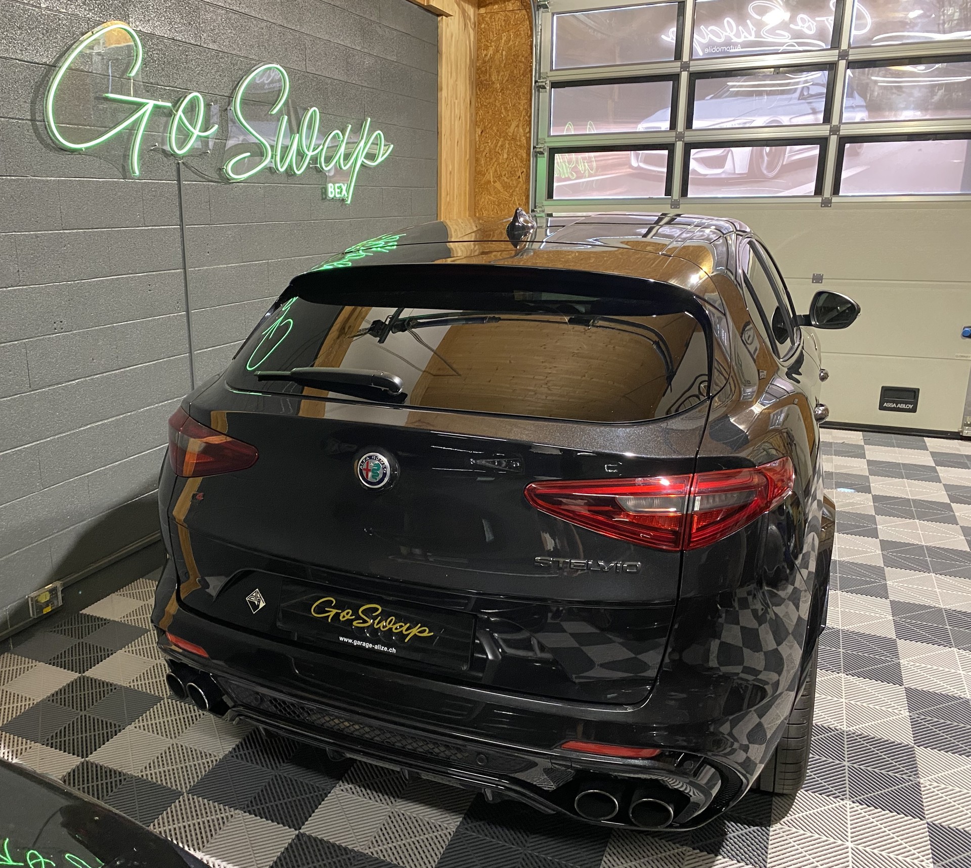 ALFA ROMEO Stelvio 2.9 V6 Quadrifoglio Q4 Automatic-image-4