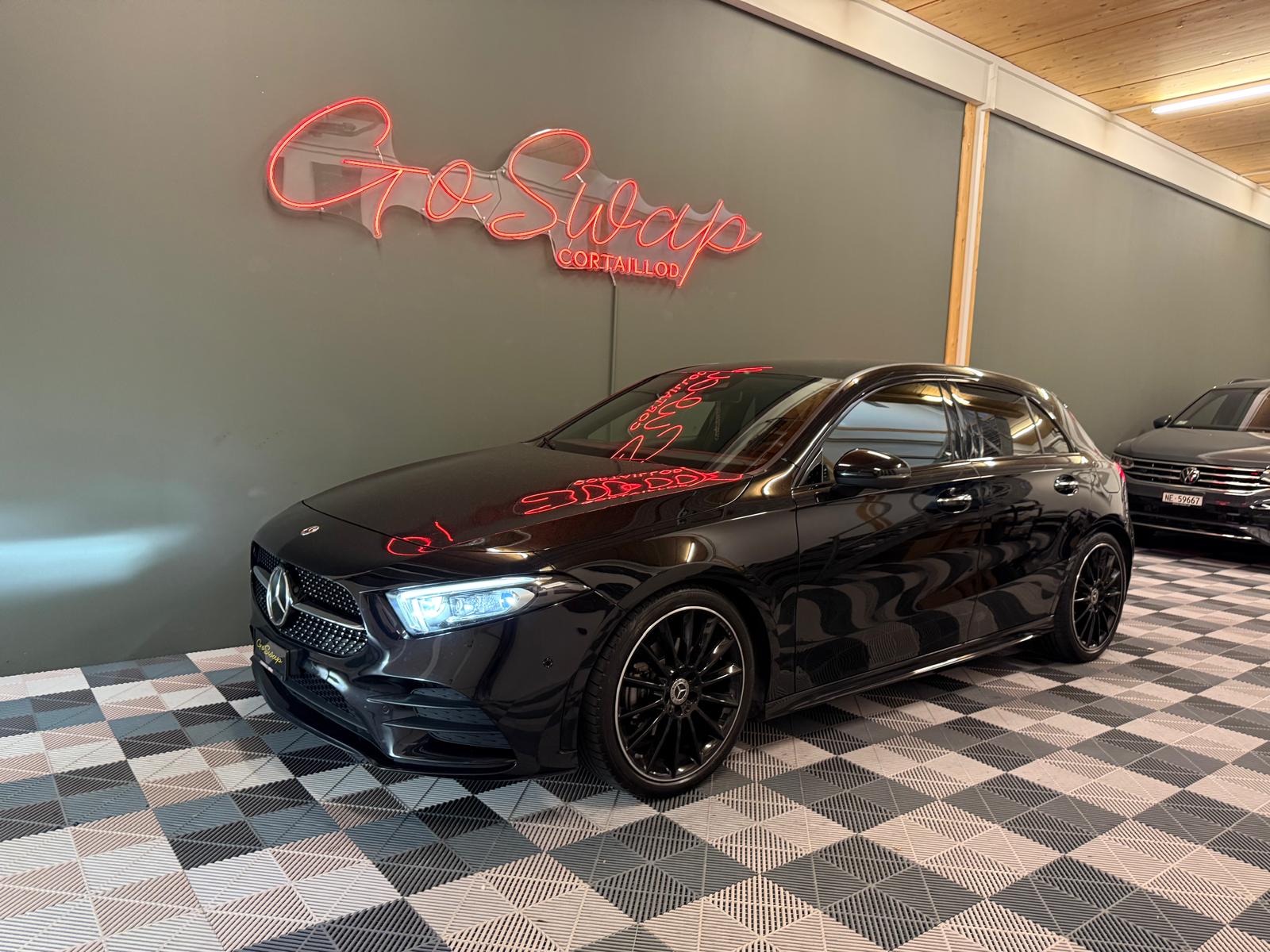 MERCEDES-BENZ A 180 Night Star AMG Line 7G-DCT