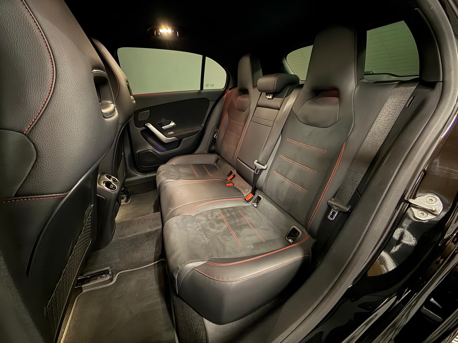MERCEDES-BENZ A 180 Night Star AMG Line 7G-DCT-image-10