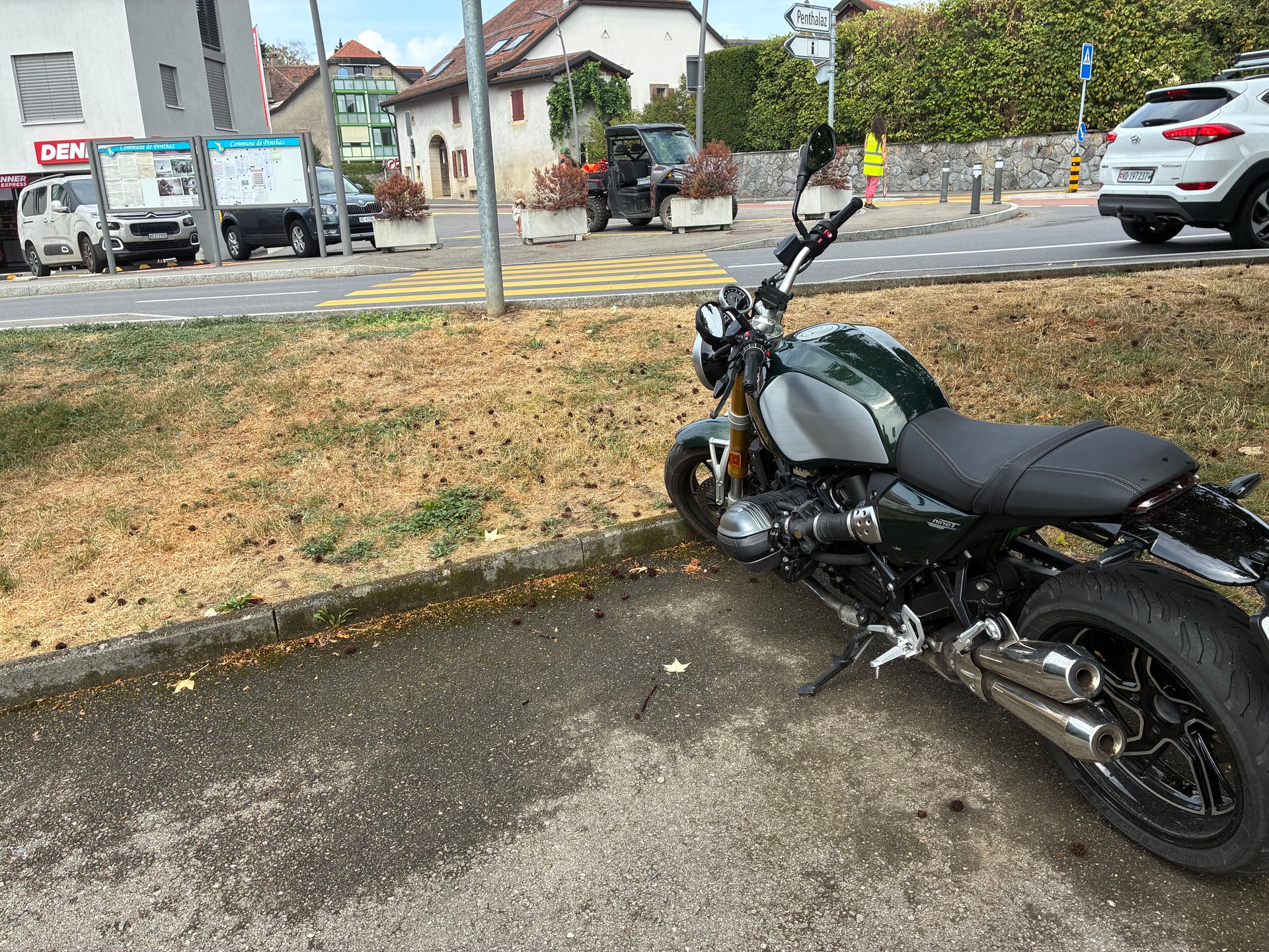 BMW R nineT Pure A2 (35kW)-image-1