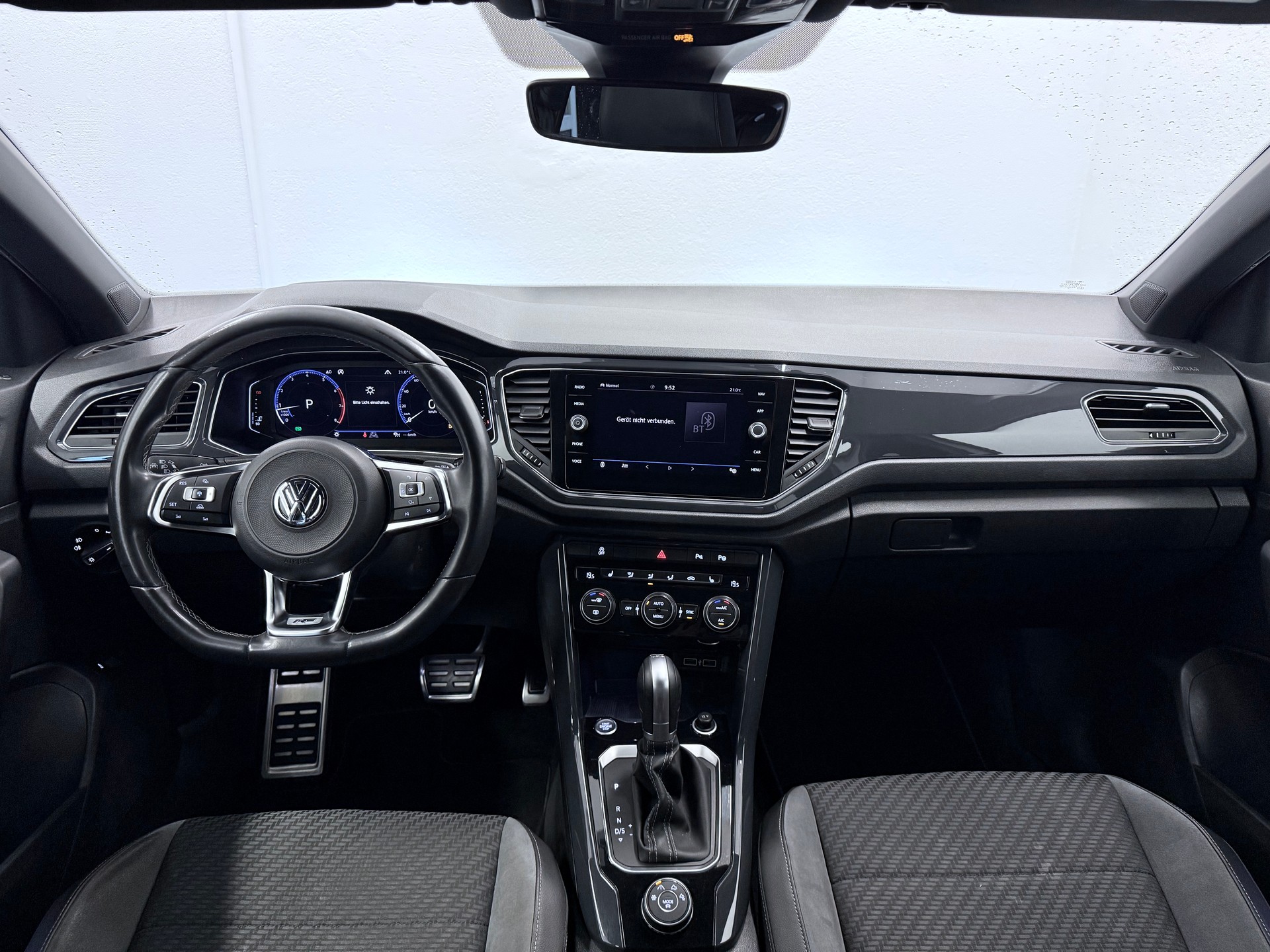 VW T-Roc 2.0 TSI Sport DSG 4Motion-image-14