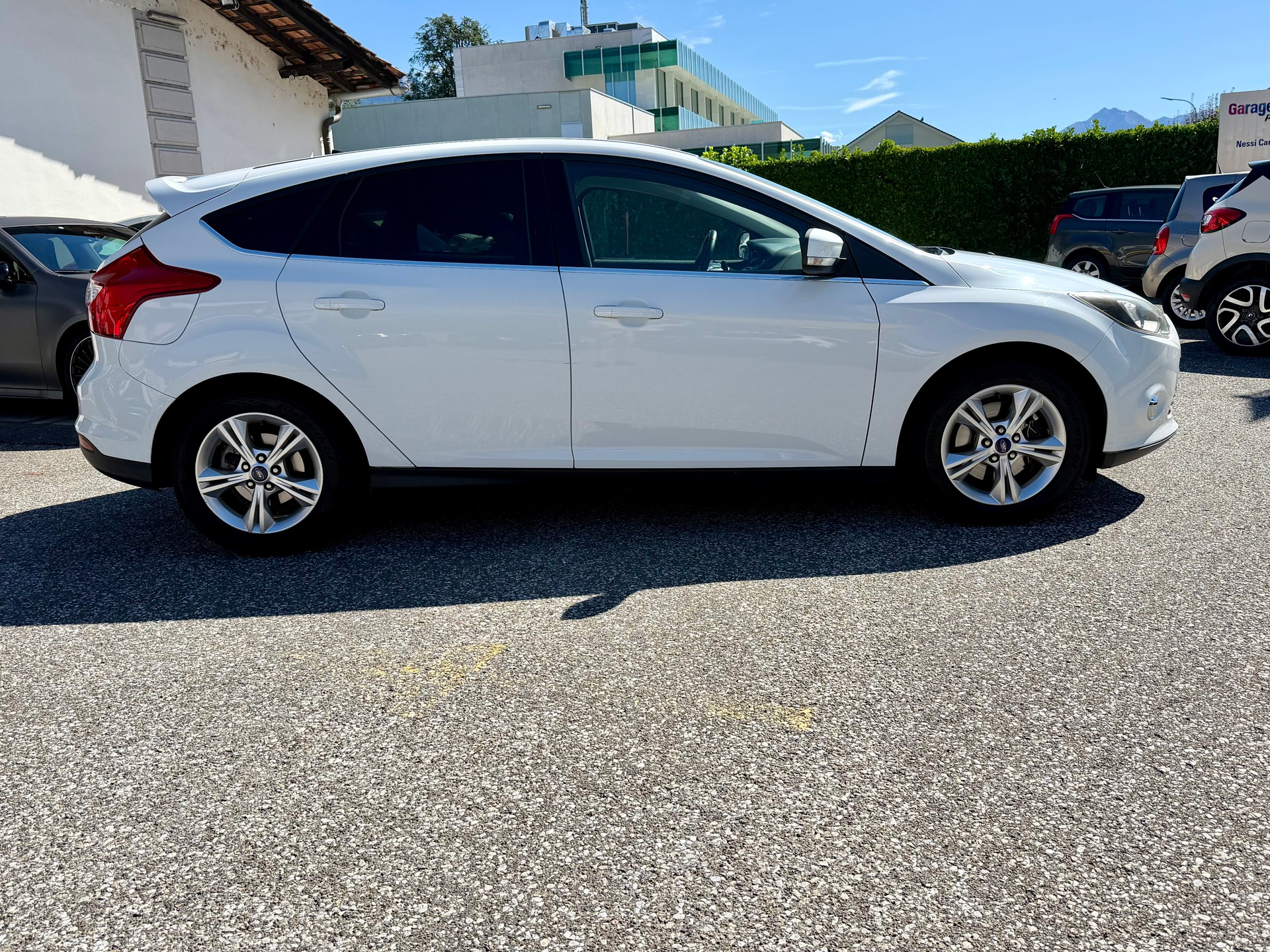 FORD Focus 1.6 SCTi Carving-image-2