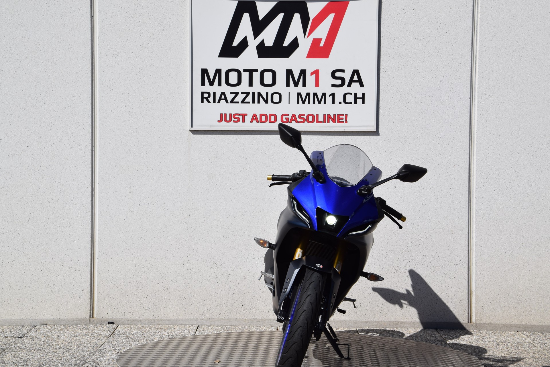 YAMAHA YZF-R 125 ABS-image-2