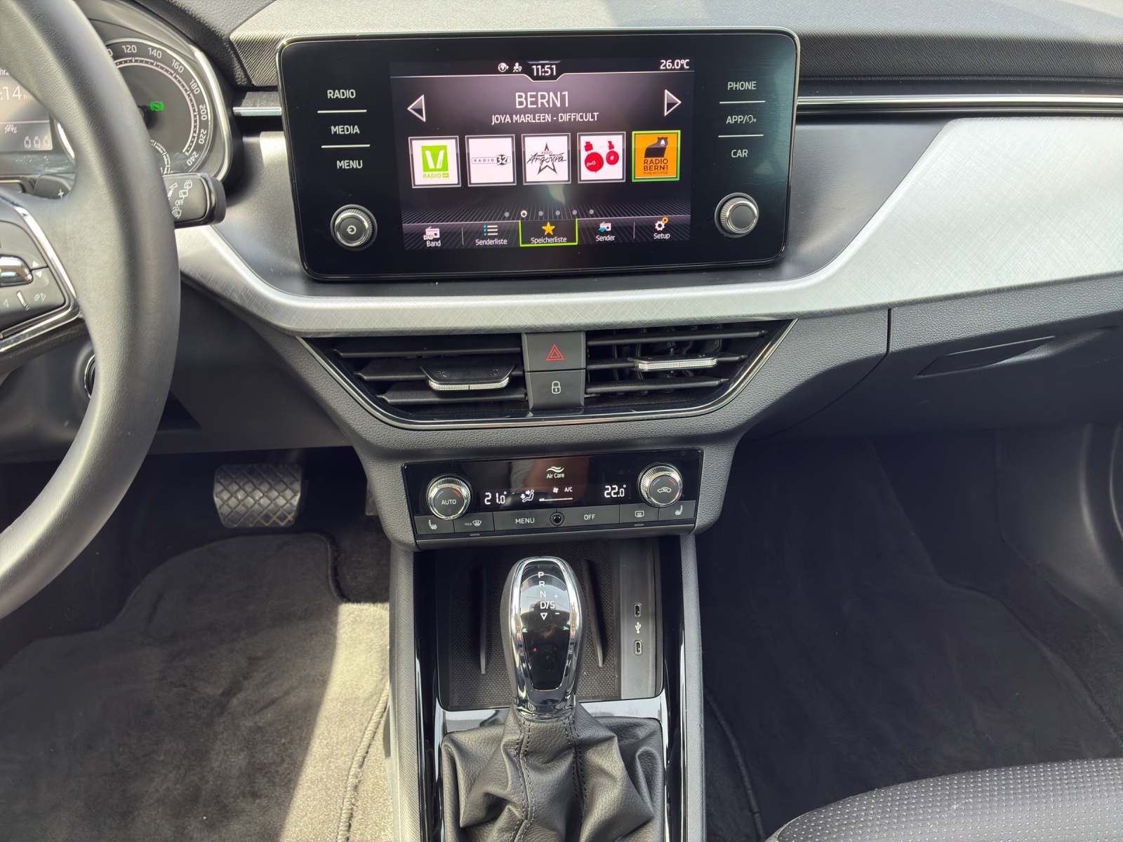 SKODA Scala 1.0 TSI Tour DSG-image-10