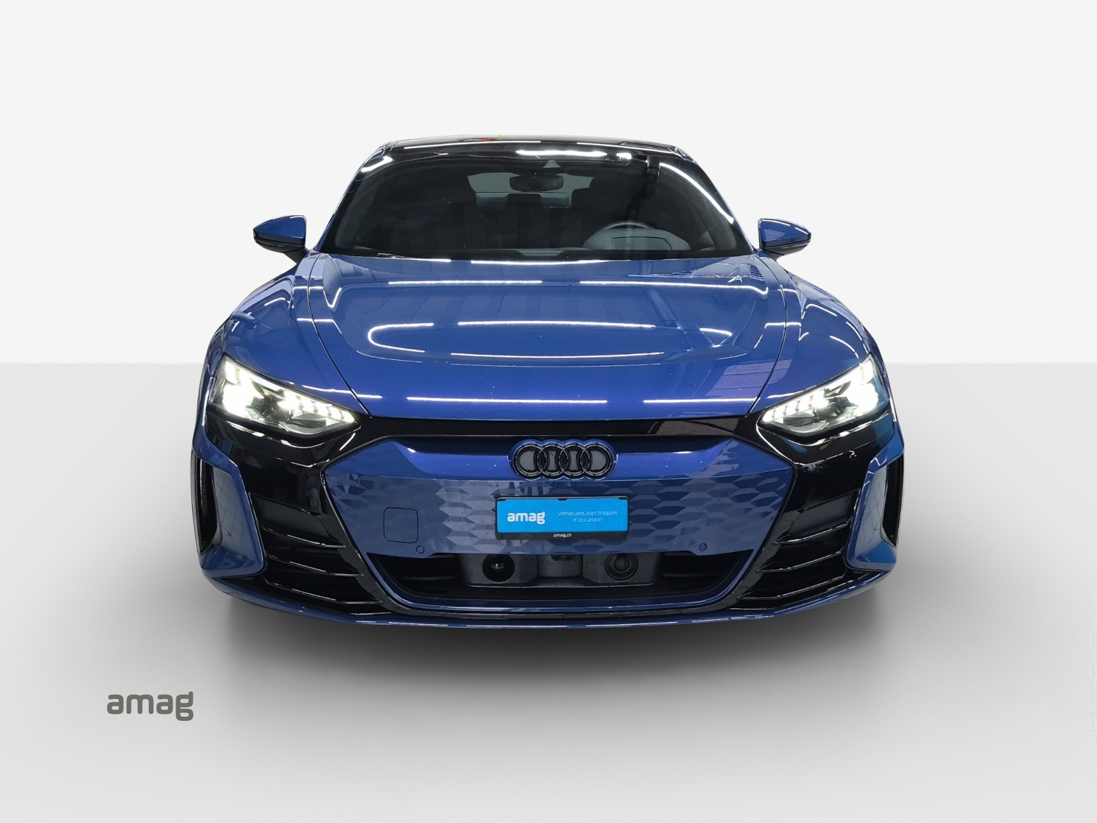 AUDI e-tron GT quattro-image-7