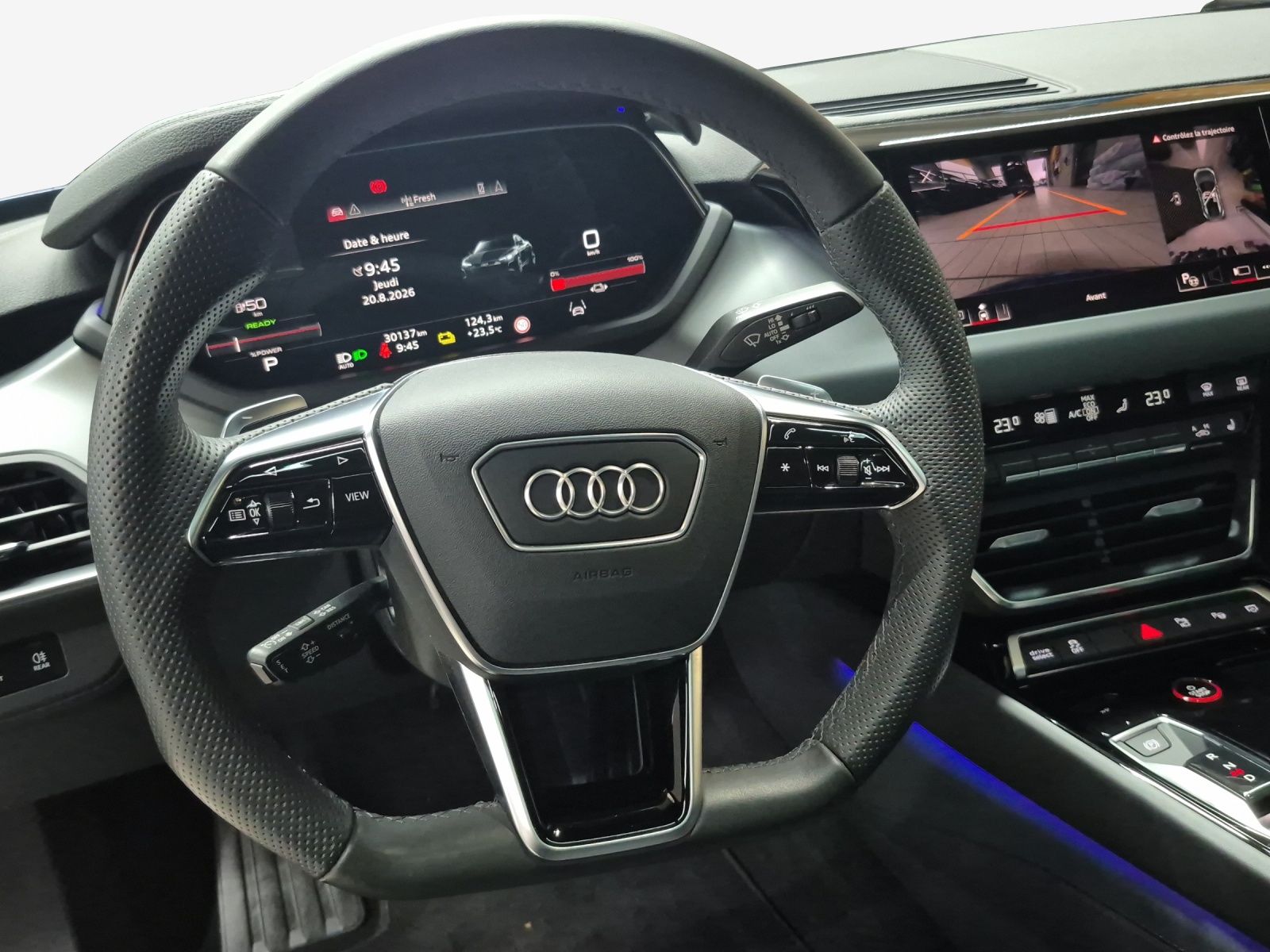 AUDI e-tron GT quattro-image-10