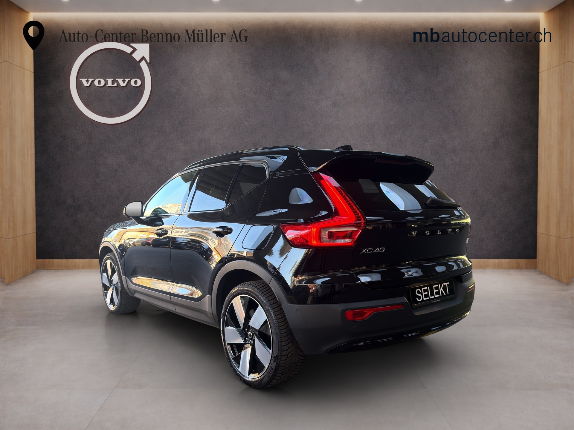 VOLVO XC40 E80 Twin Ultimate AWD-showroom-element-2