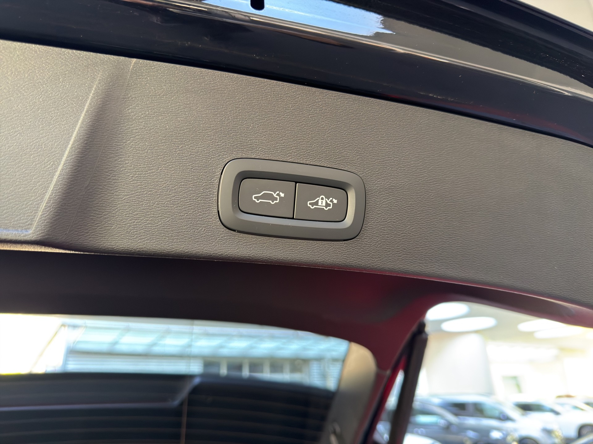 VOLVO XC40 E80 Twin Ultimate AWD-image-19