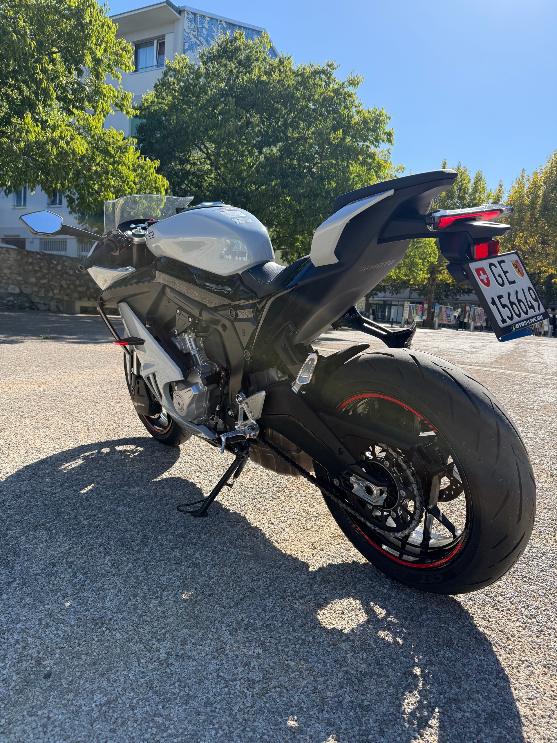 CF MOTO 675 SR-R-image-7